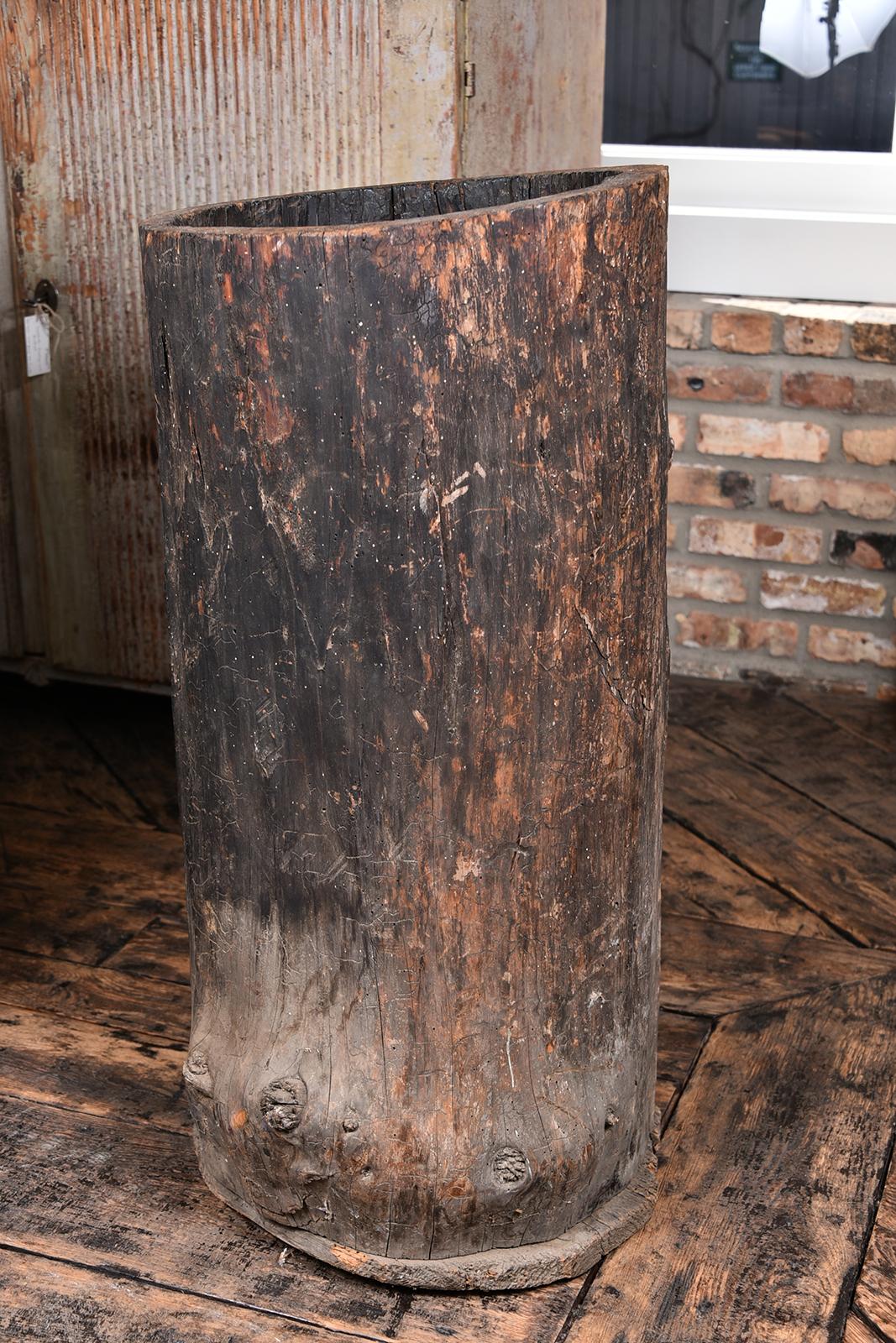 Rustic Wooden Planters In Good Condition For Sale In Houston, TX