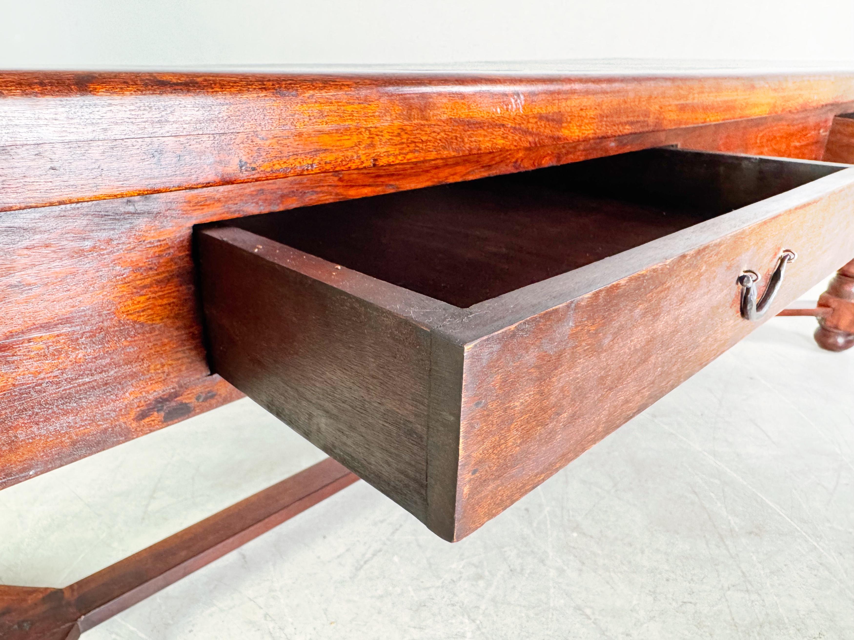 Rustikaler Esstisch Tafel 260cm langes Holz Antik Landhaus Tisch im Angebot 3