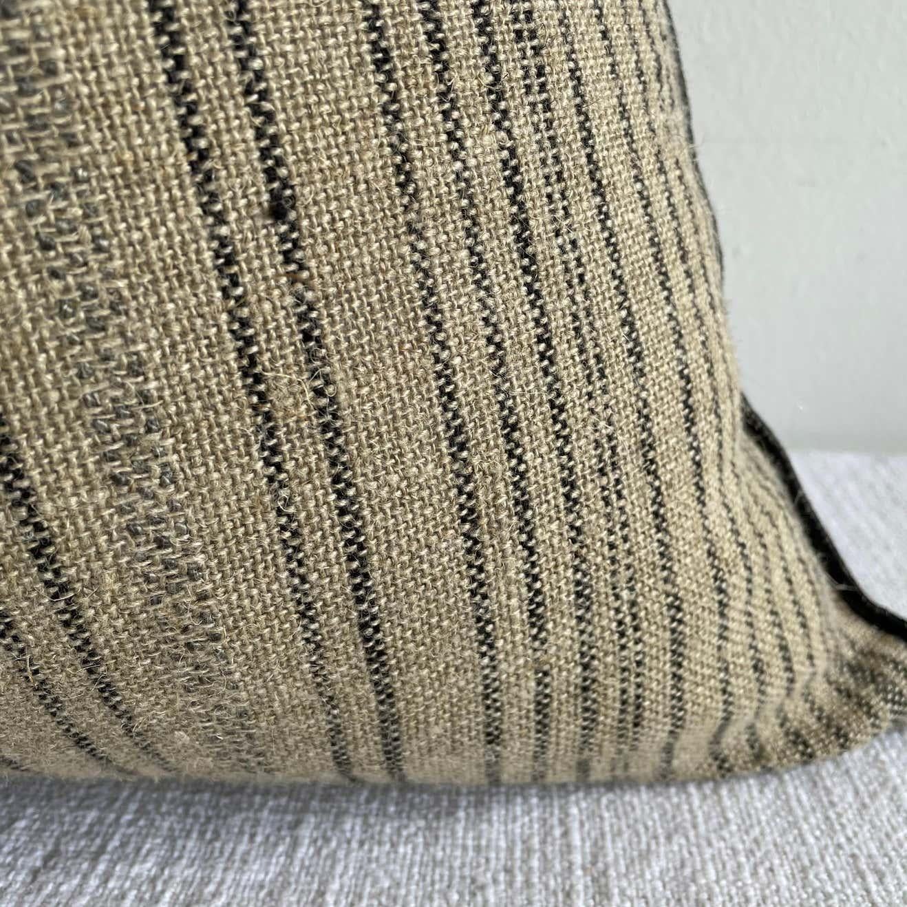 Contemporary Rustique Zance French Linen Accent Pillow For Sale