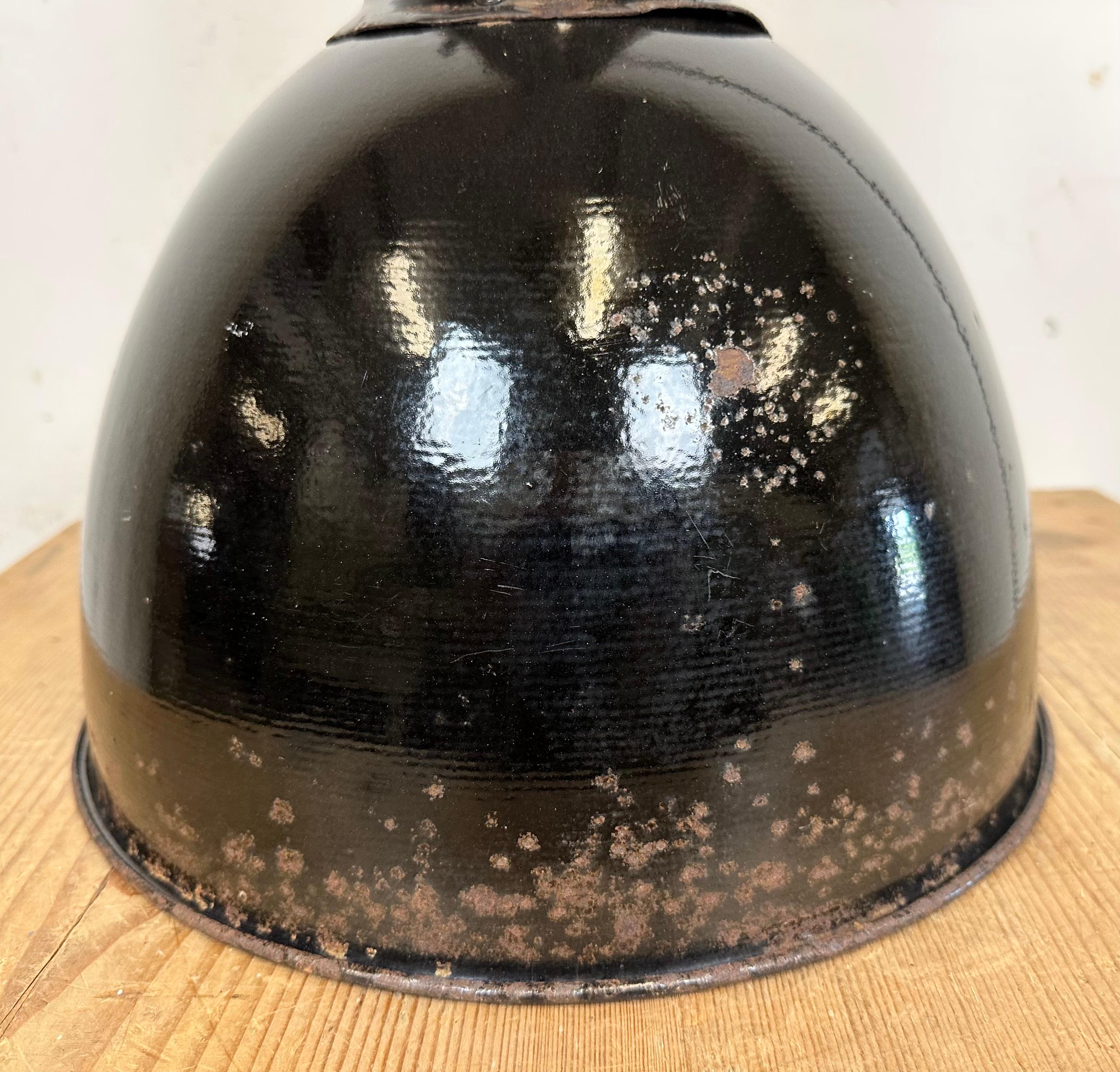 Rusty Industrial Bauhaus Black Enamel Pendant Lamp, 1930s For Sale 7