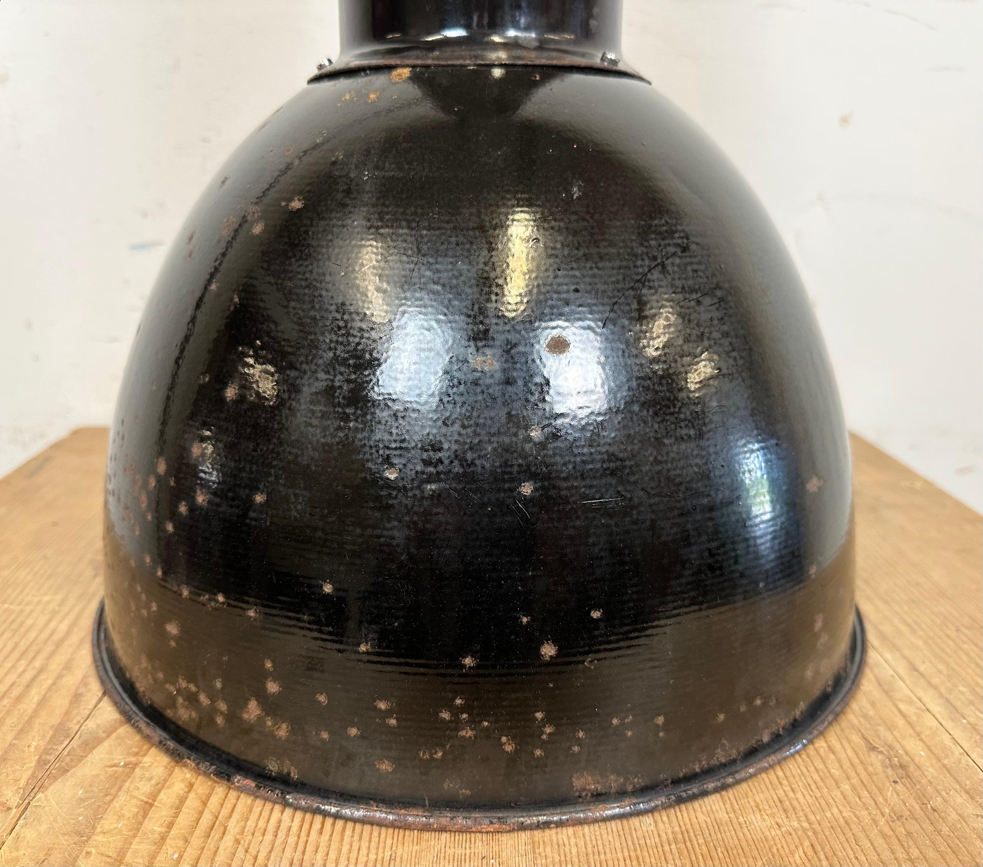 Rusty Industrial Bauhaus Black Enamel Pendant Lamp, 1930s For Sale 10