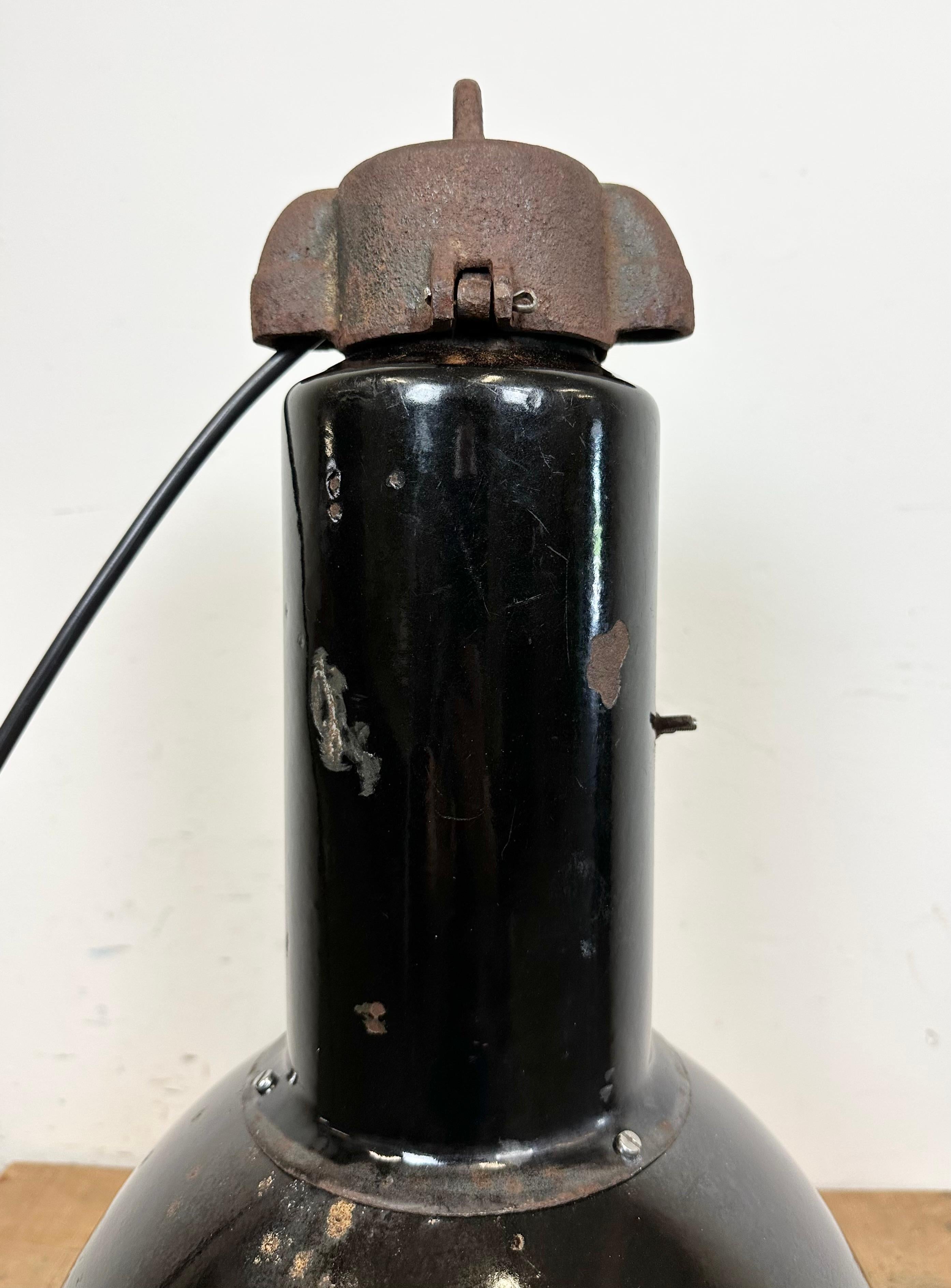 Rusty Industrial Bauhaus Black Enamel Pendant Lamp, 1930s For Sale 11