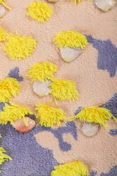 Antes de que llegue la noche las flores brillan