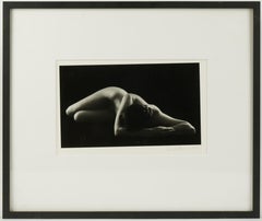 Ruth Bernhard Fotografía en gelatina de plata firmada Perspectiva II, 1967