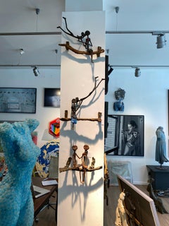Ruth Bloch, Blossoming with a red purse, bronze sculpture