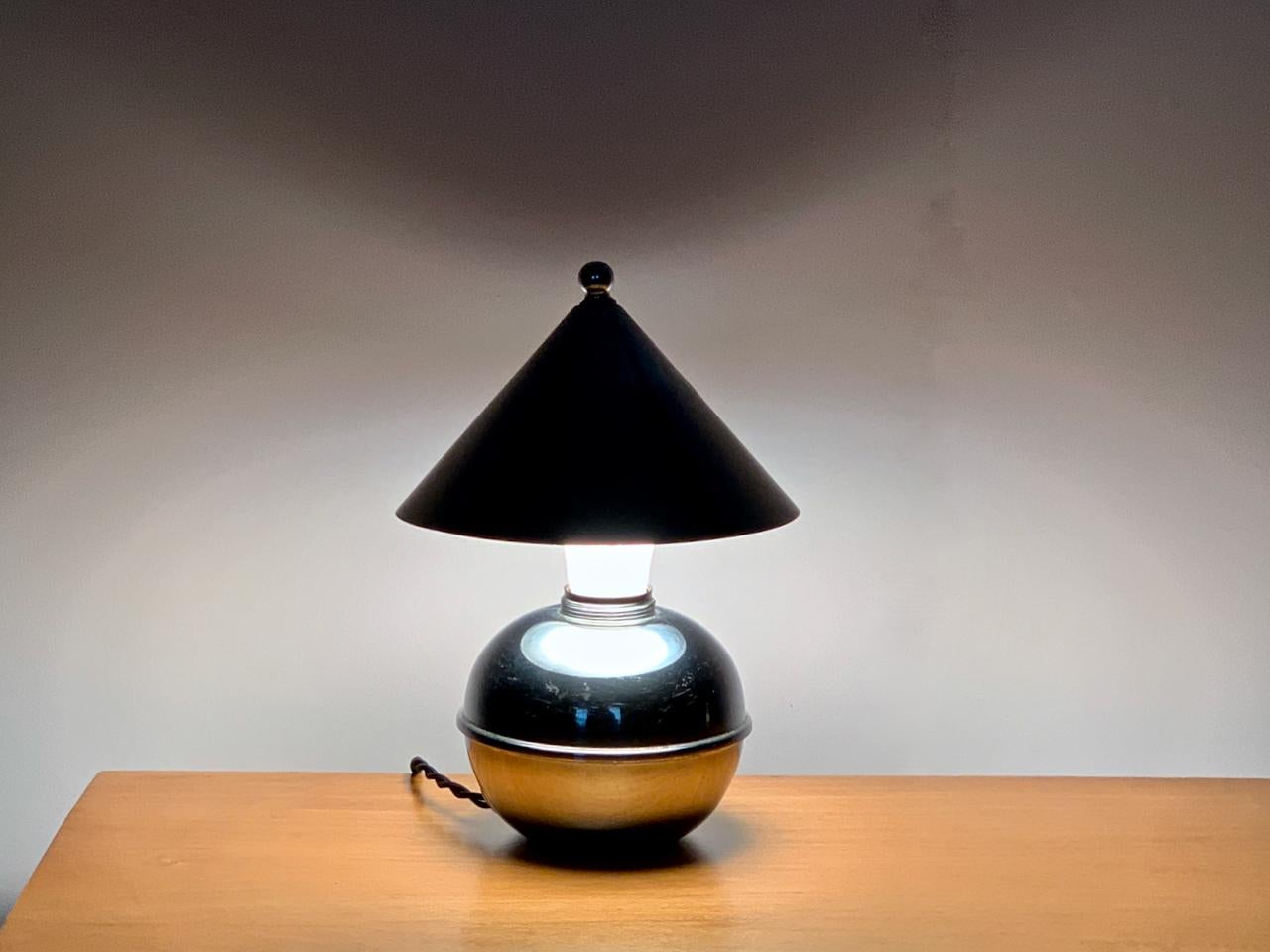 chase lamp