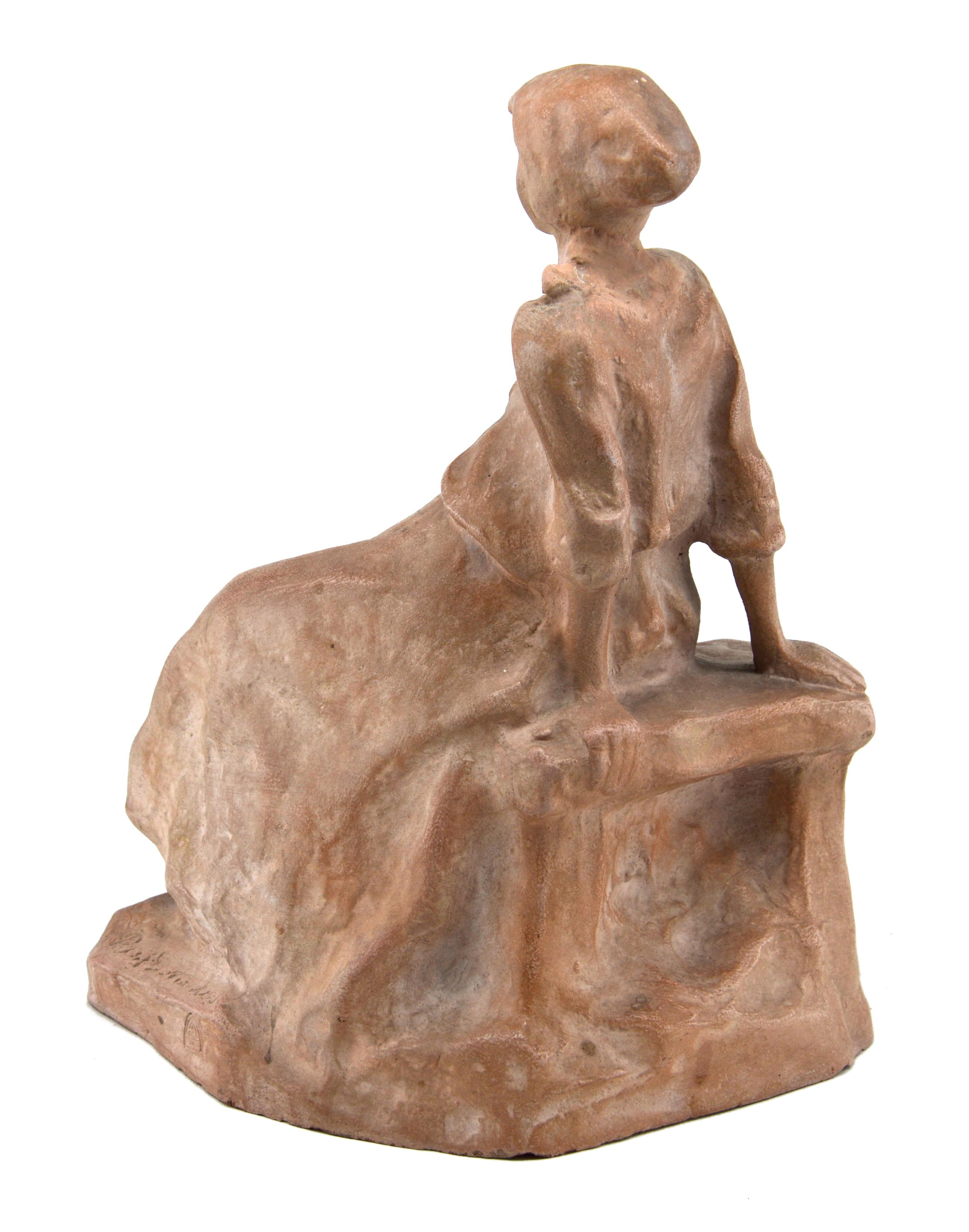 Art Déco Statua in terracotta Art Deco francese di Ruth Milles, personaggio bretone 
