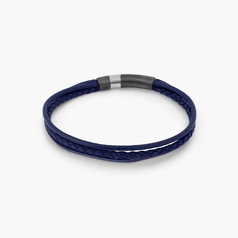 Bracciale Gear Click in argento placcato rutenio con pelle marrone, taglia S

Questo bracciale combina due pelli di tonalità blu per creare uno stile classico per un look a strati senza sforzo. Li abbiamo abbinati alla nostra nuova chiusura a