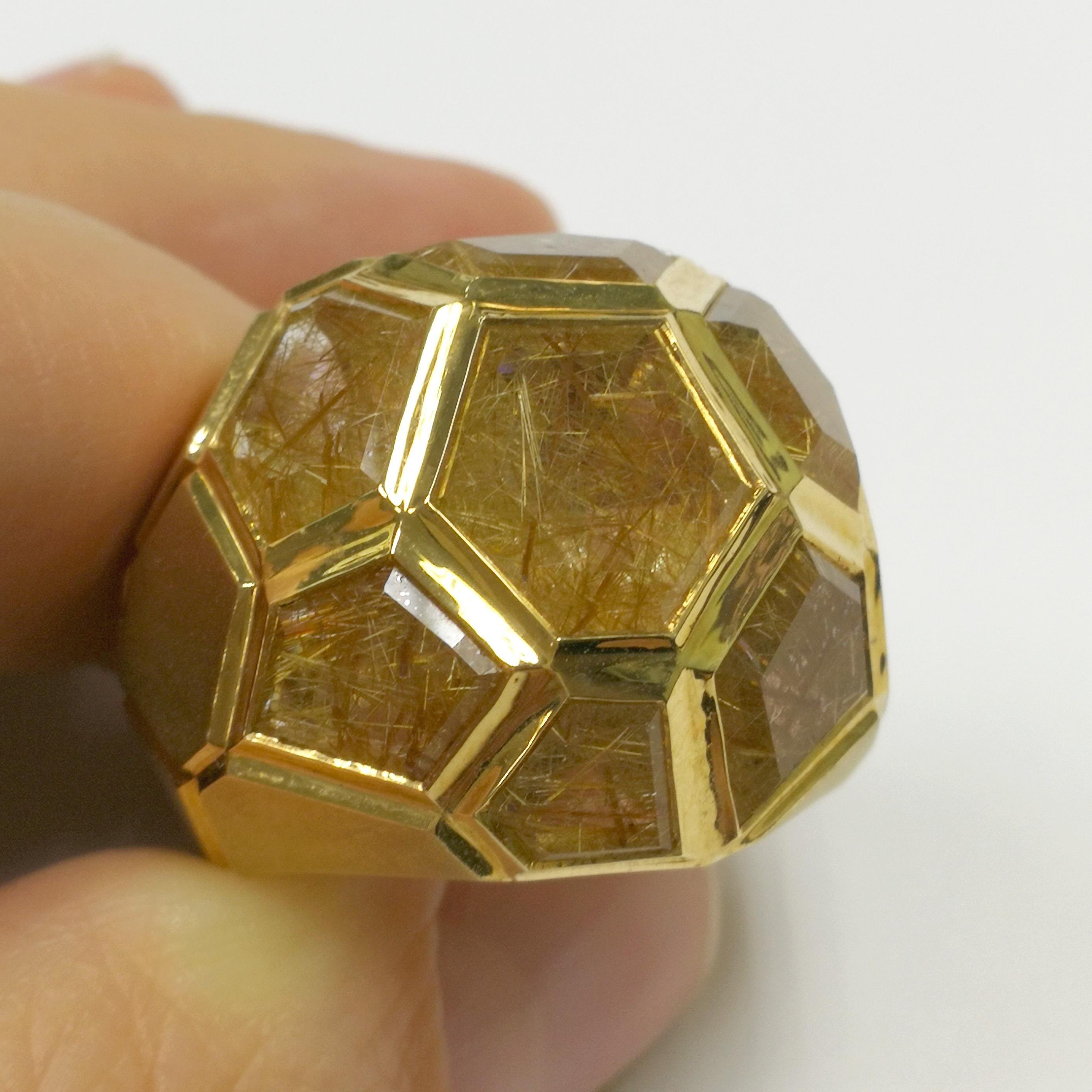 Contemporary Rutilated Quartz 11.26 Carat 18 Karat Yellow Gold Geometry Ring For Sale