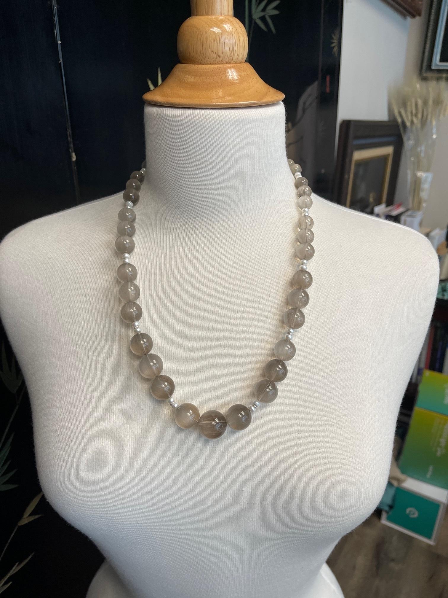 Collier perlé de quartz rutile avec perles et or blanc, 24 pouces Neuf - En vente à Los Angeles, CA