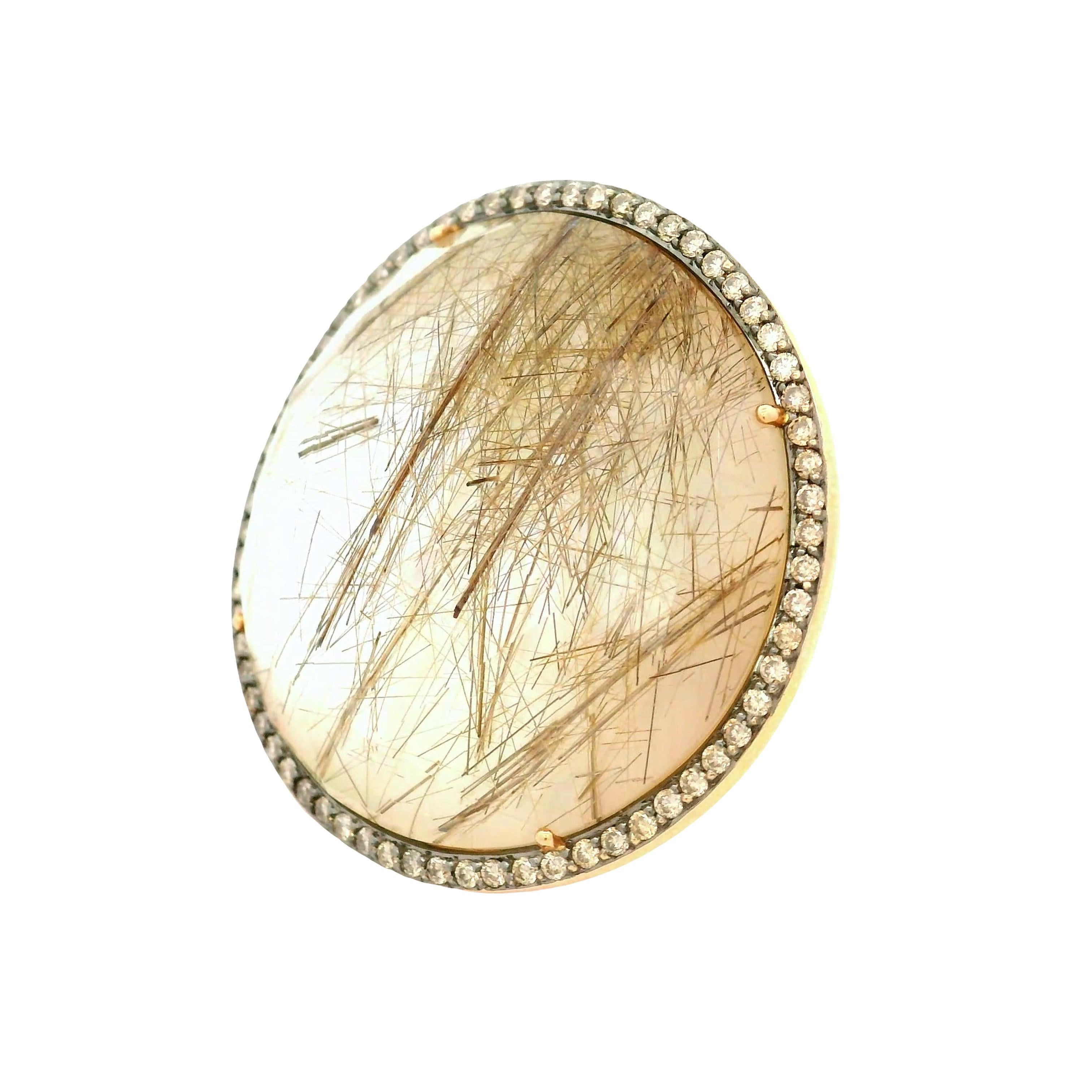 Anillo de cóctel de oro rosa de 18 quilates con diamantes y nácar de cuarzo rutilado en Excelente estado para la venta en Beverly Hills, CA