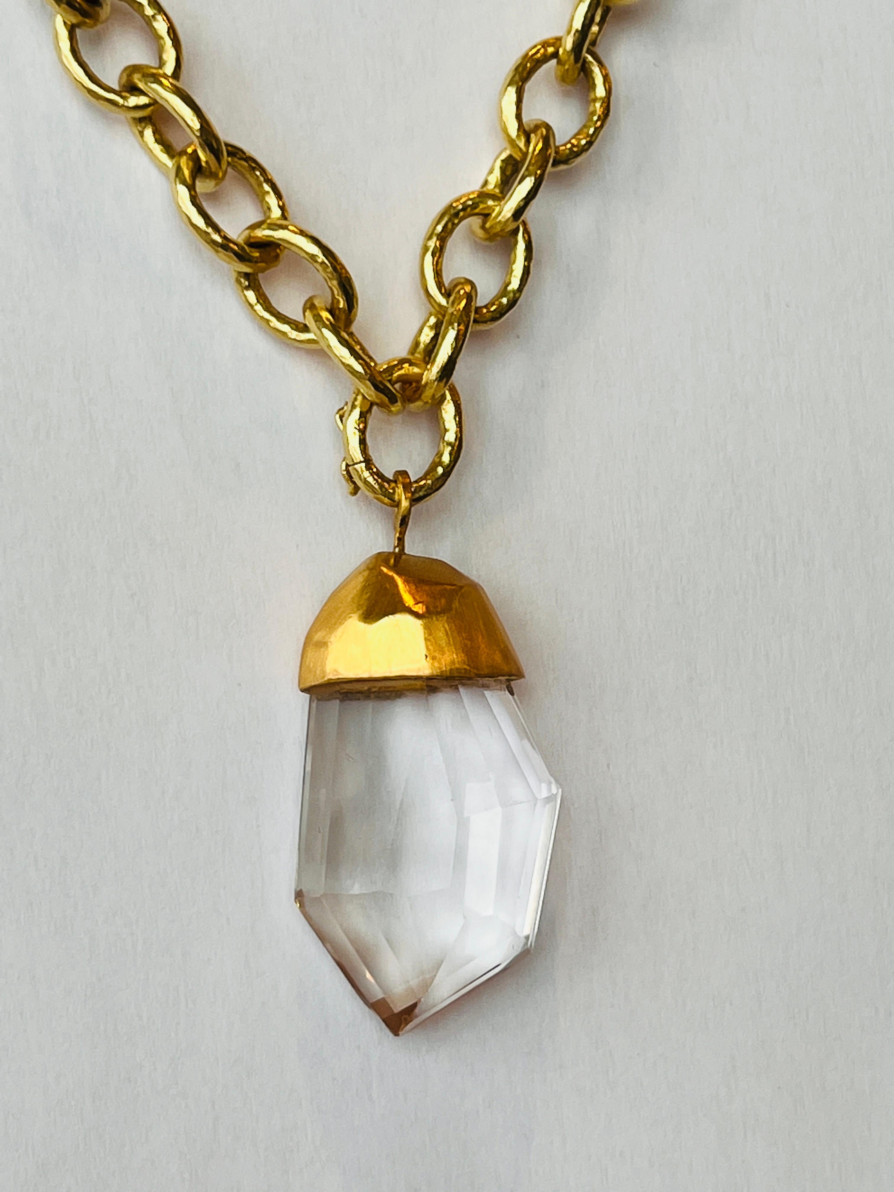 Rutilated Quartz Pendant Necklace in 22k Gold For Sale 1