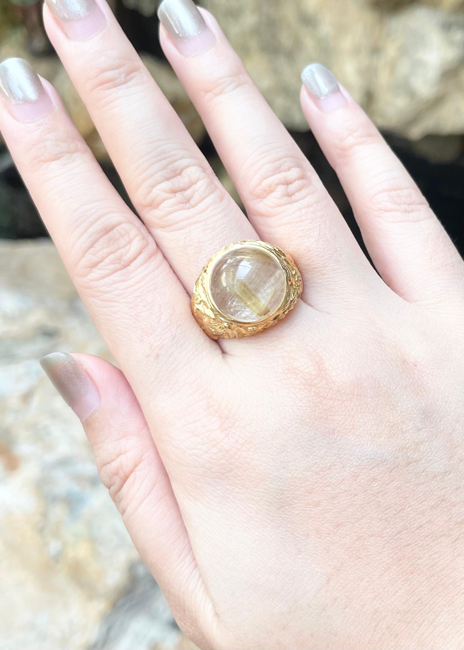 Cabochon Rutilated Quartz Ring set in 18K Gold Settings For Sale