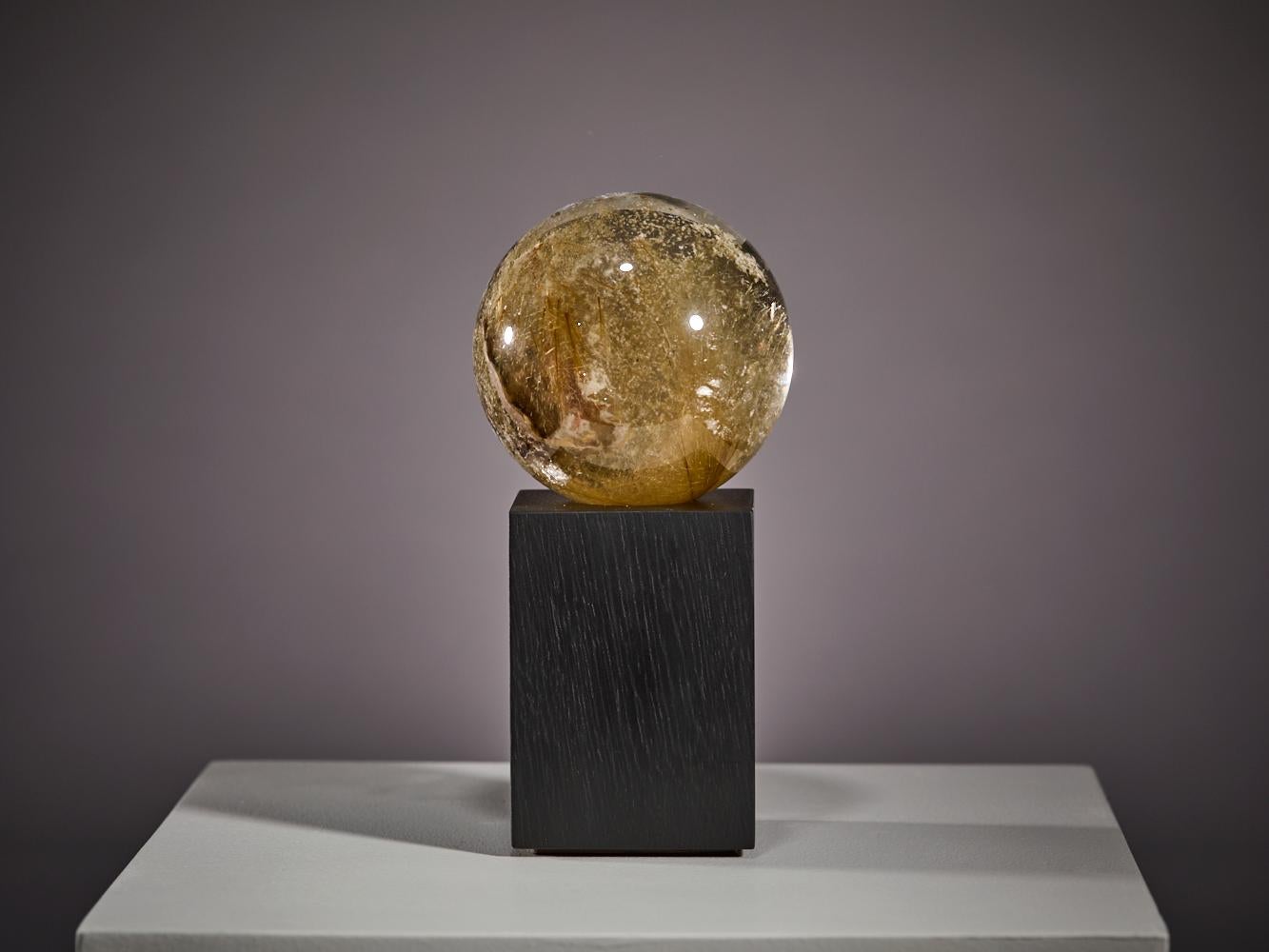 Rutilated quartz sphere For Sale 8