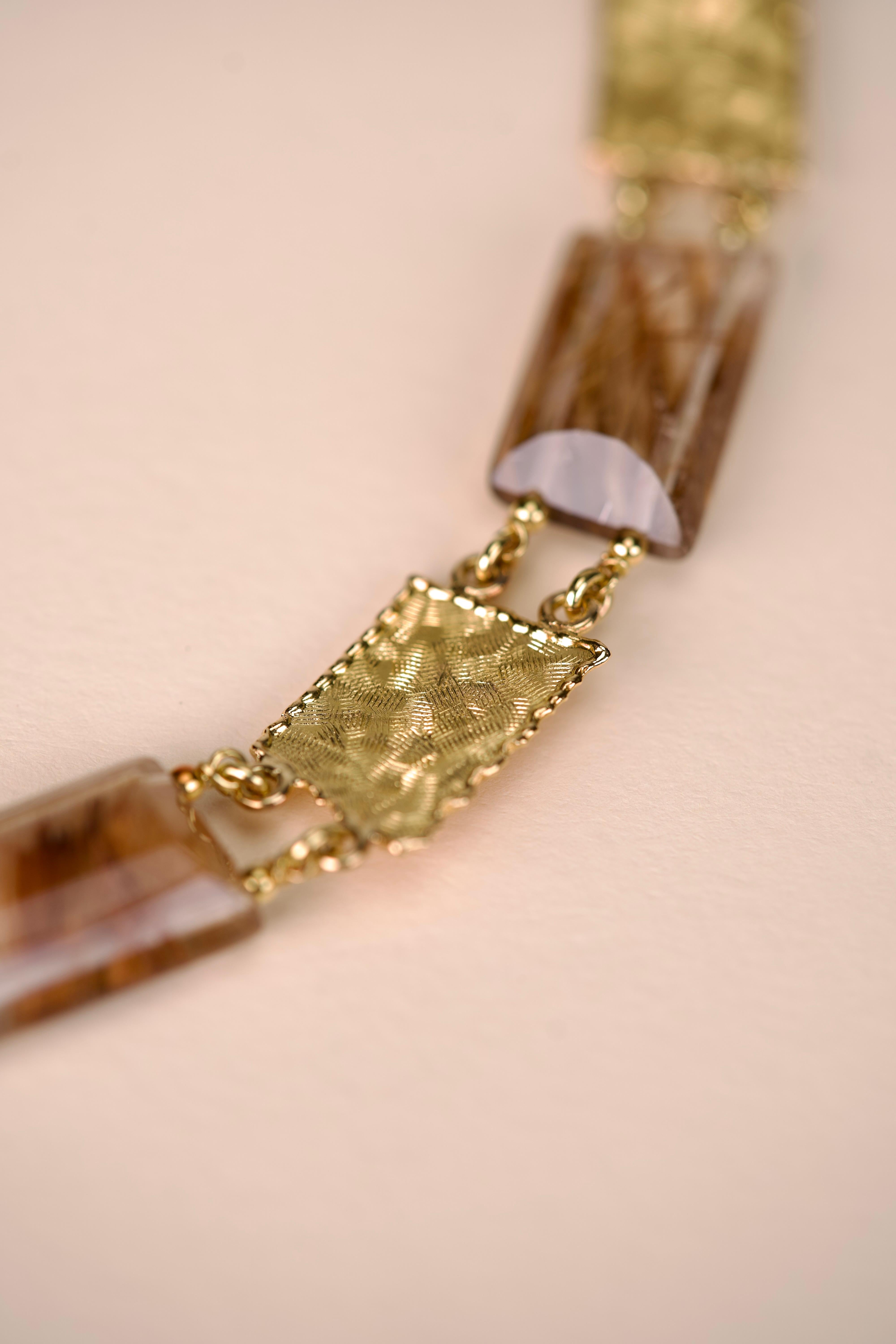 Collier en or jaune avec quartz rutilé en vente 3