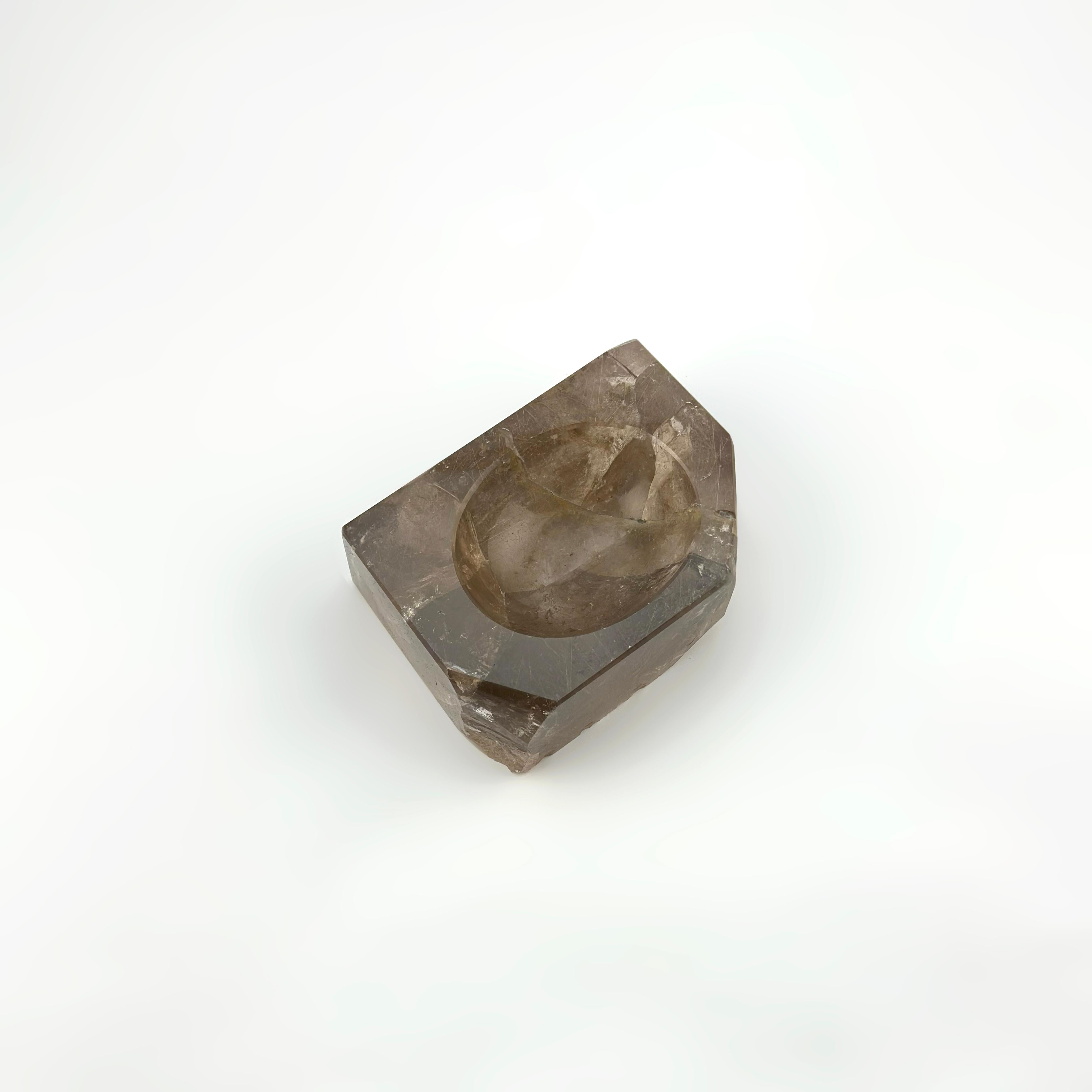 Rutilated Smoky Quartz Bowl, Hand-Carved Crystal with Rutile Inclusions, Brazil For Sale 2