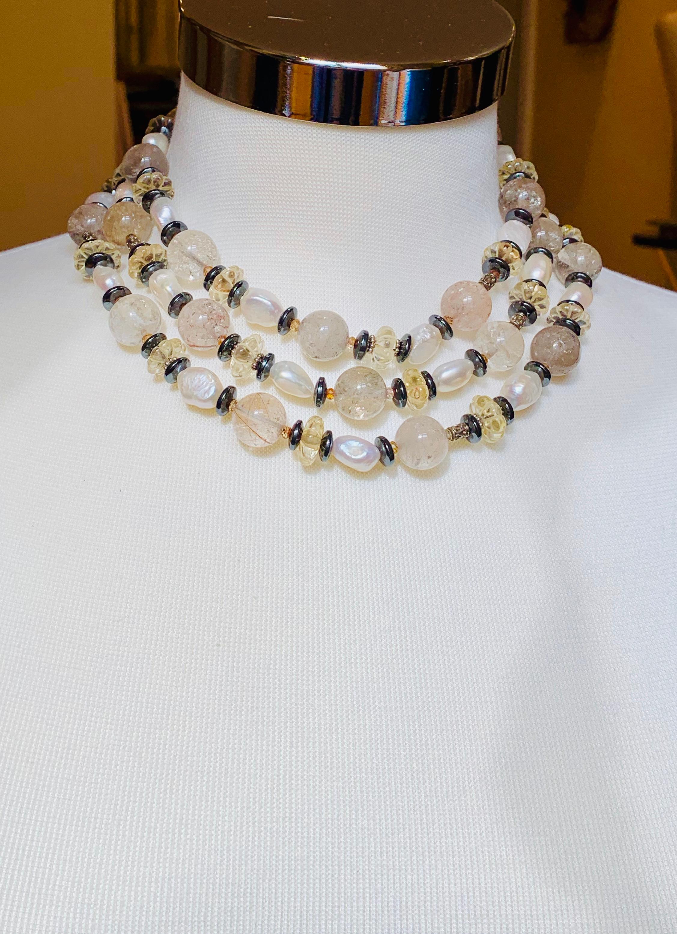 Collier long de 53 pouces de long en quartz rutile, citrine et perle d'eau douce Unisexe en vente