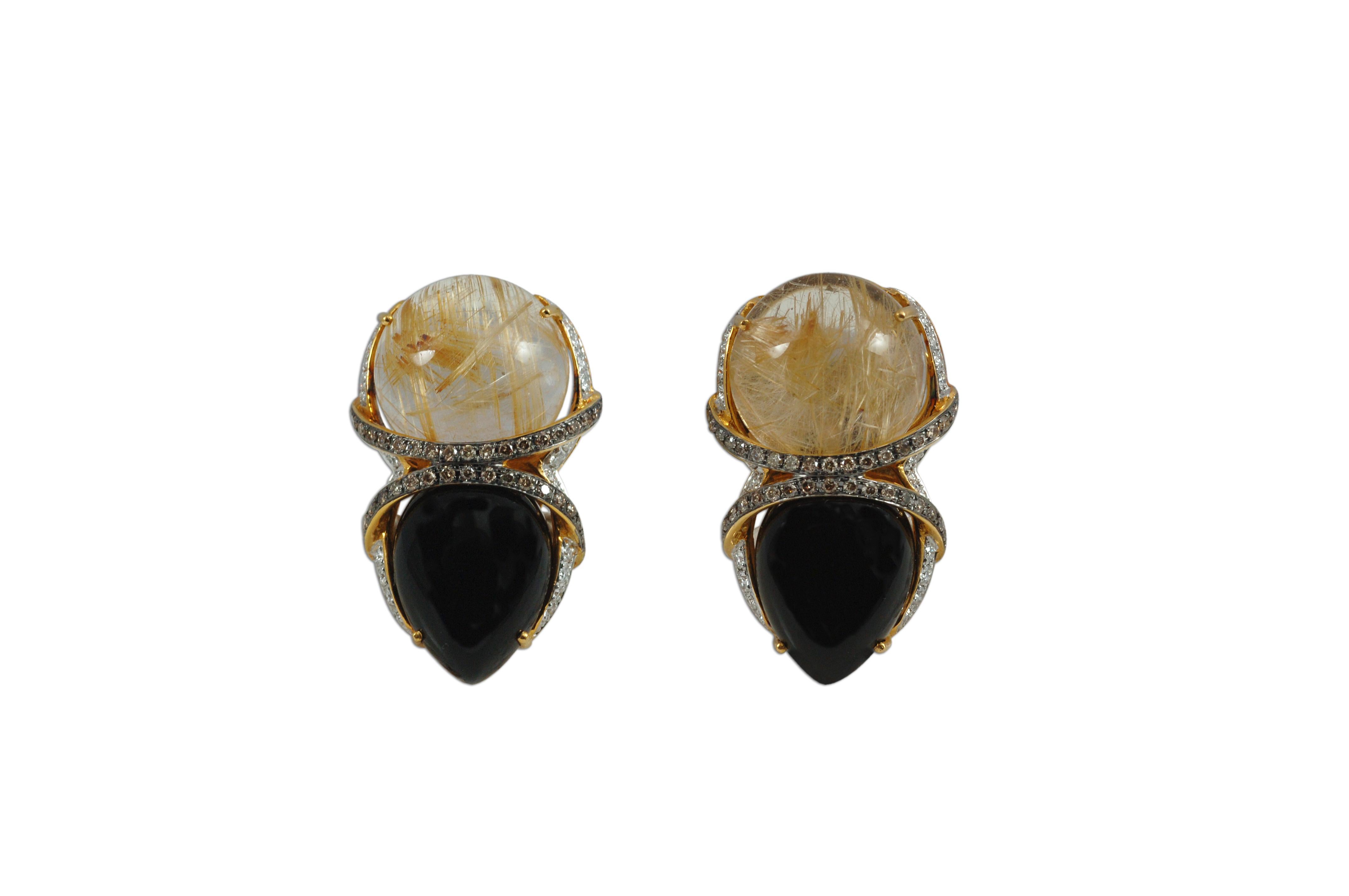 Ohrringe aus 18 Karat Gold mit Rutilquarz, Onyx, braunem Diamant und Diamant im Zustand „Neu“ im Angebot in Bangkok, TH