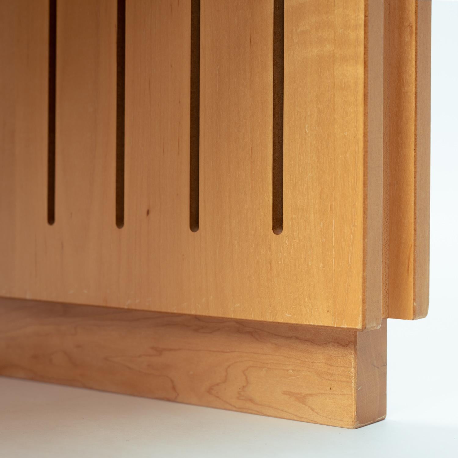 Banco de listones de madera de olmo Ruud Jan Kokke, diseño holandés años 80 Olmo en venta