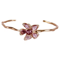 Ruwaya 18K Rose Gold Flower Pink sapphire Bangle