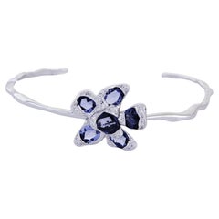 Ruwaya 18K blanco  Brazalete Flor de oro Zafiro azul