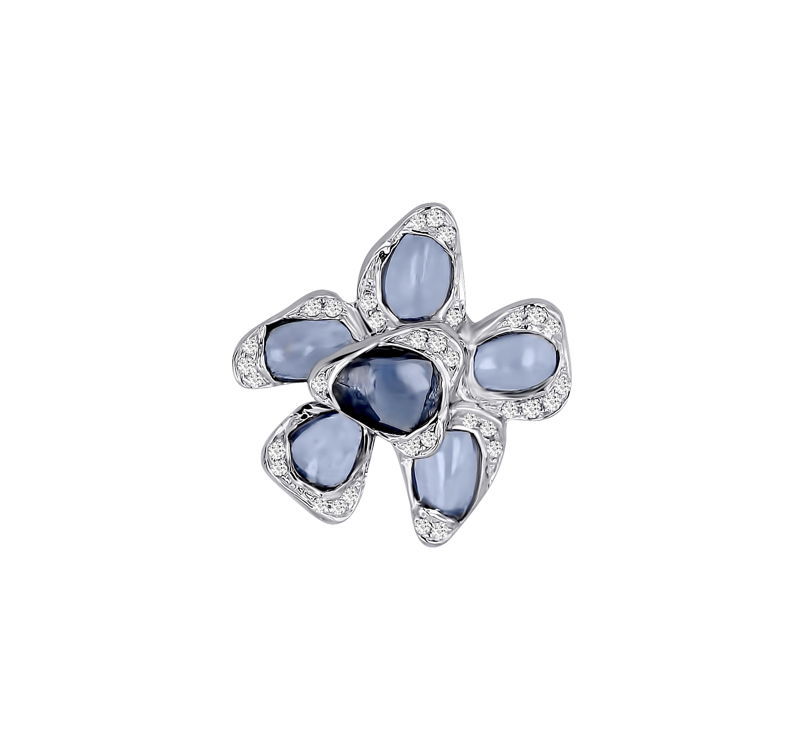 For Sale:  Ruwaya 18K white  Gold Flower Blue sapphire Ring 2