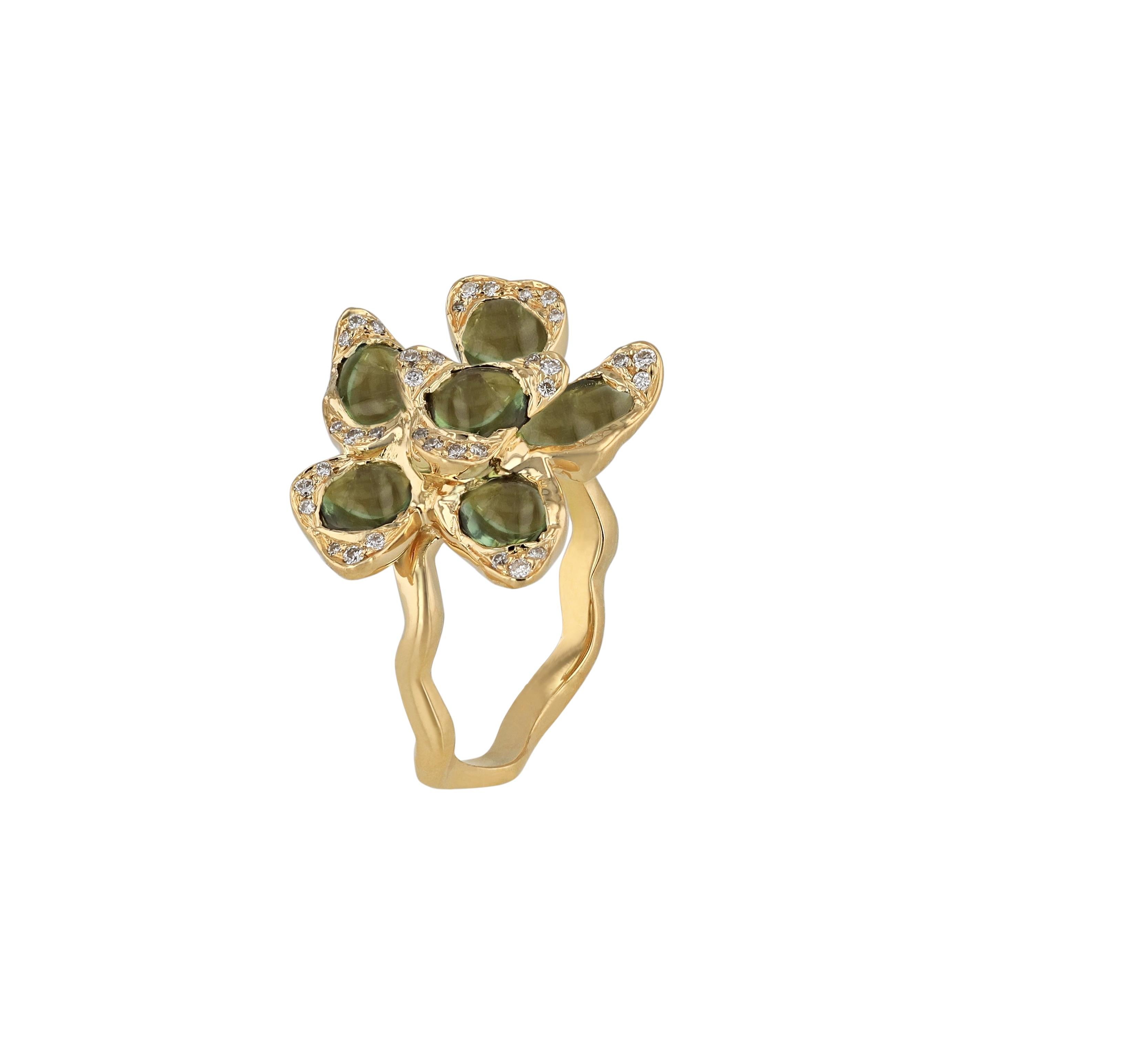 For Sale:  Ruwaya 18K Yellow  Gold Flower green  sapphire Ring 3