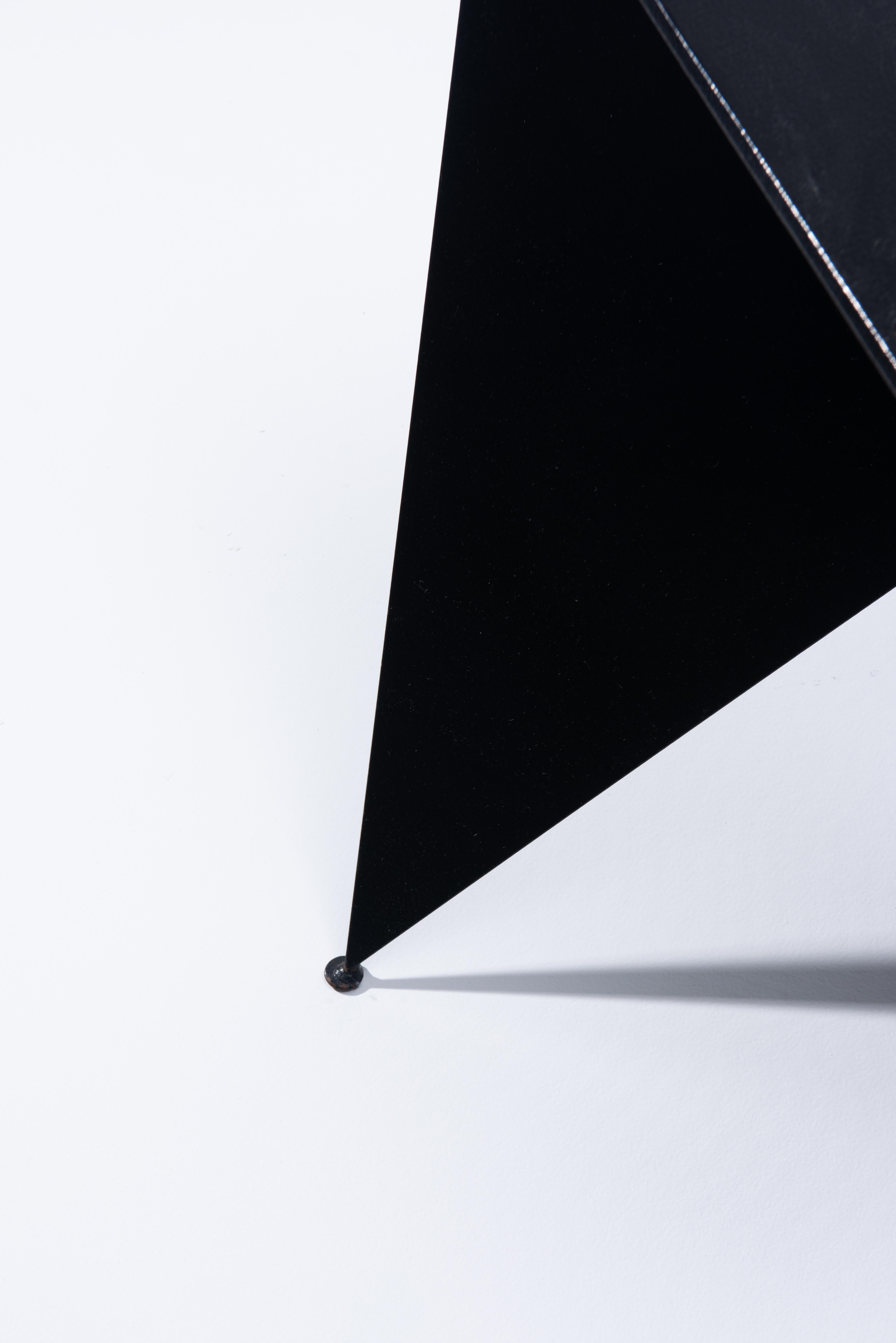 Rw1 Side Table - colour Bronze - Ronald Willemsen 3