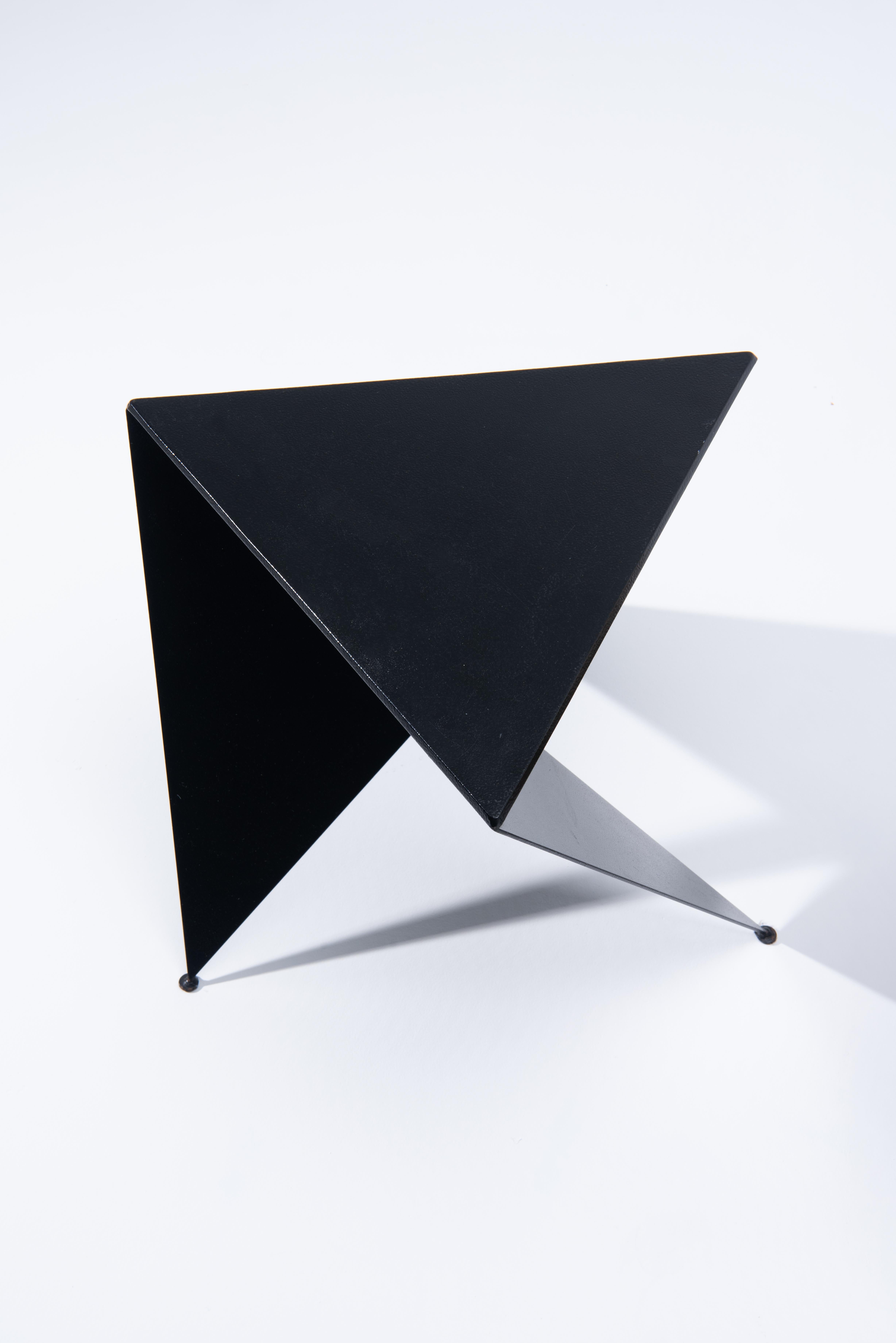 Metal Rw1 Side Table - colour Bronze - Ronald Willemsen