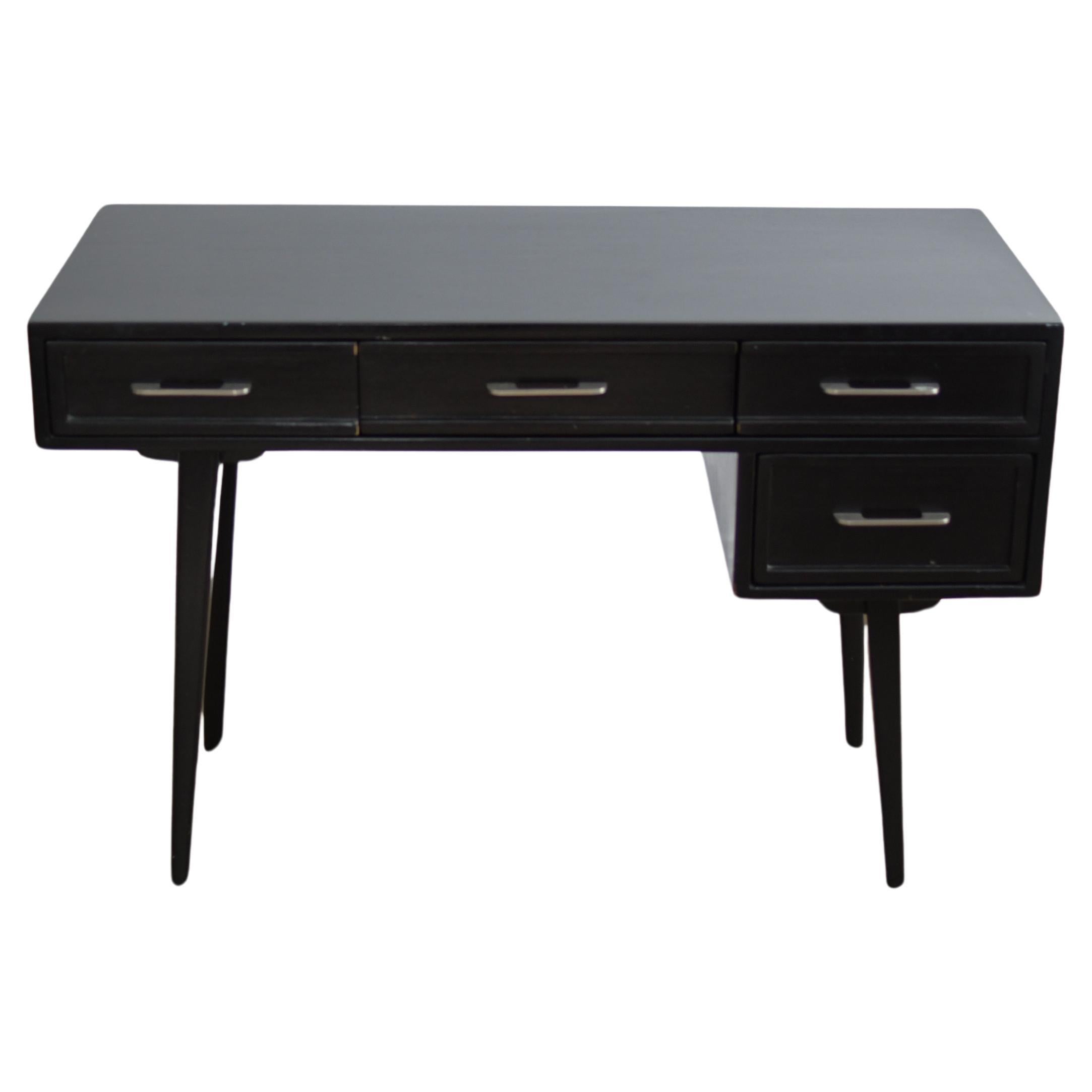 Escritorio Rway Mid Century de 4 cajones en negro en venta