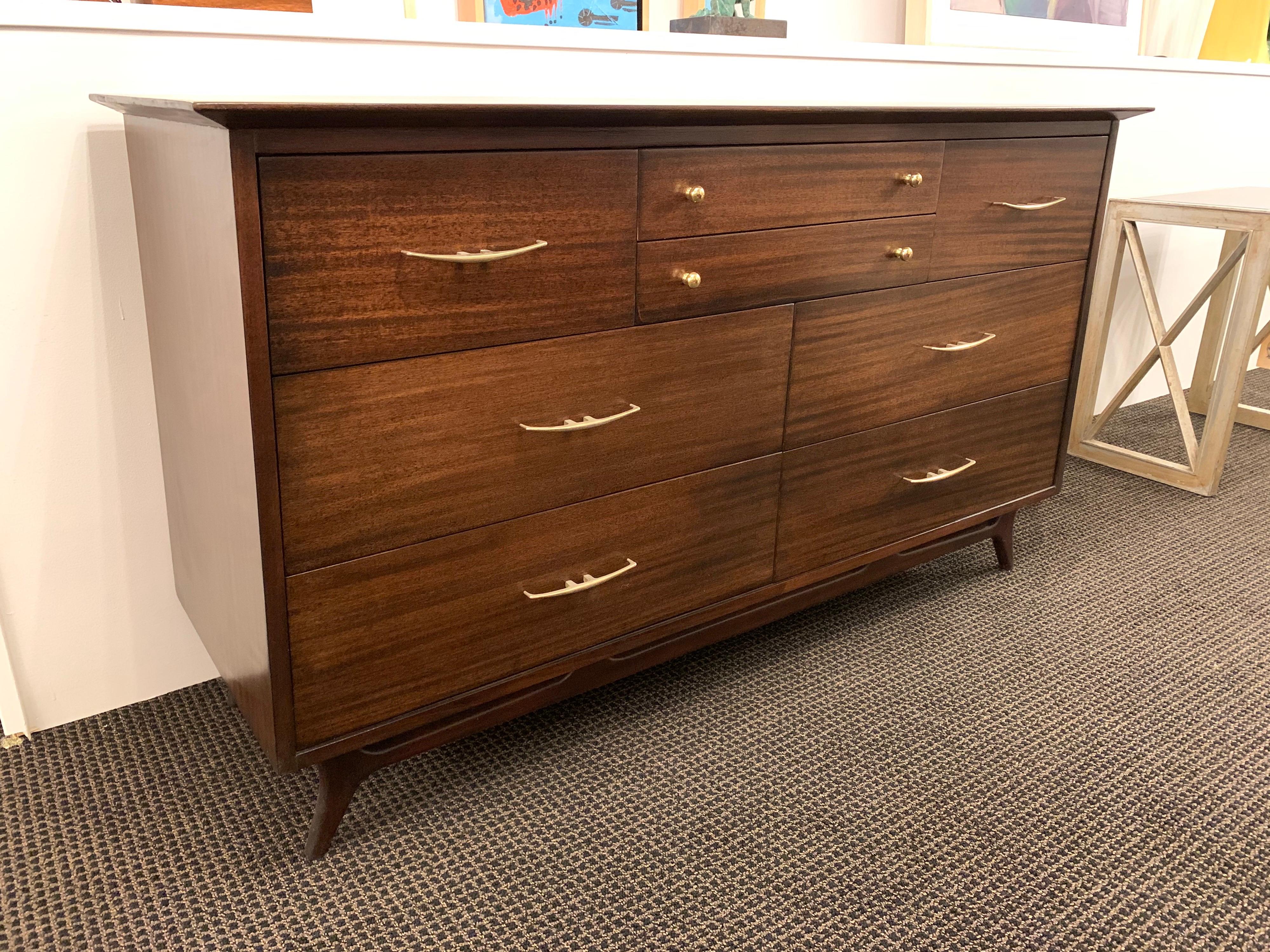 rway dresser