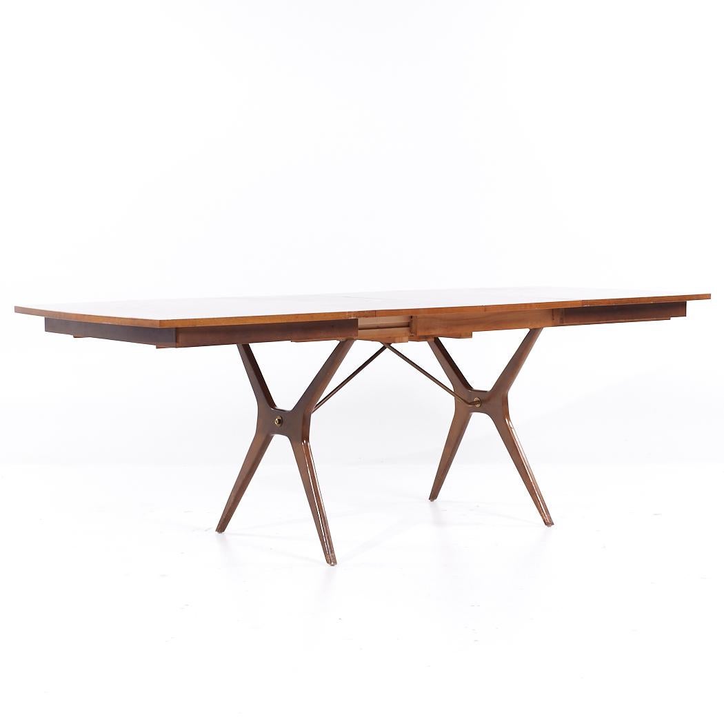 Rway Mid Century Walnut and Brass Expanding Dining Table with 2 Leaves For Sale 4