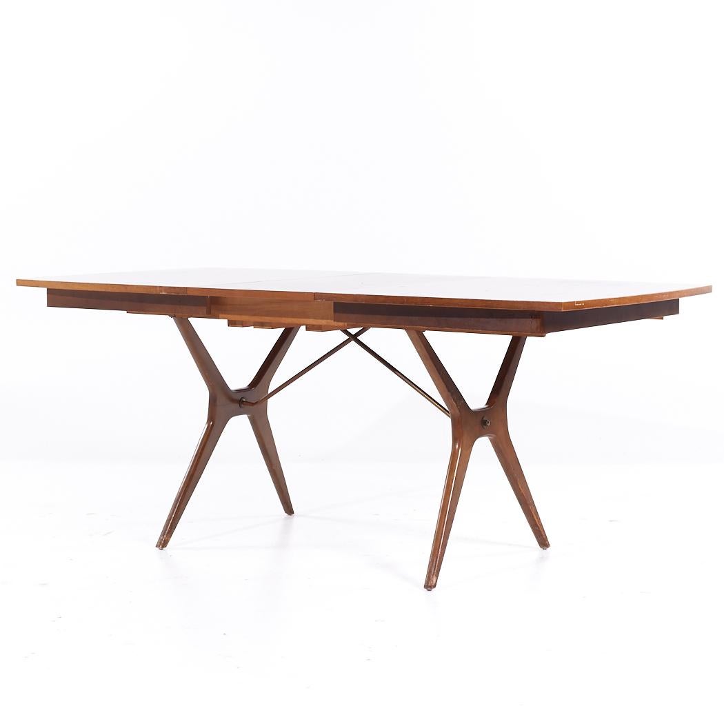 Rway Mid Century Walnut and Brass Expanding Dining Table with 2 Leaves For Sale 3