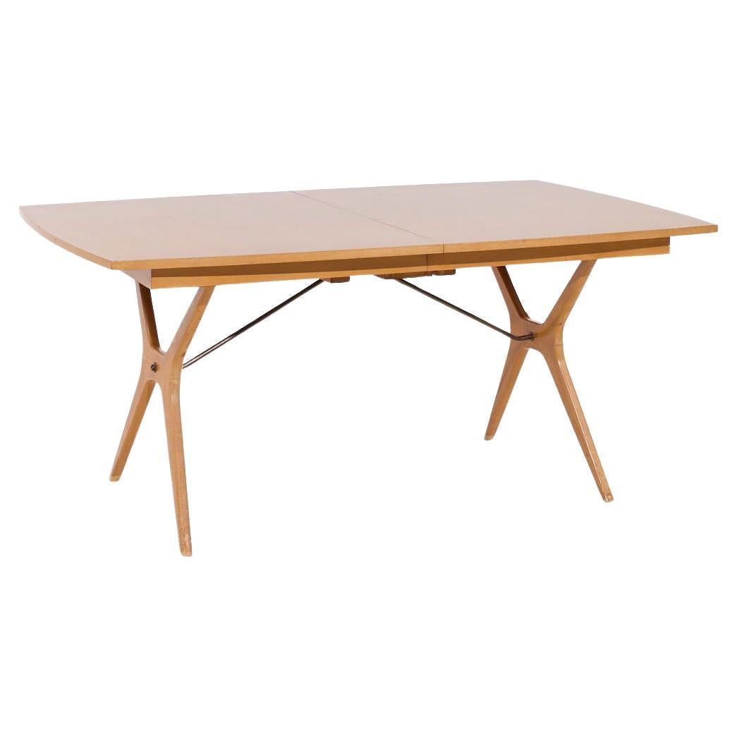 Table de salle à manger Rway du milieu du siècle dernier en noyer et laiton à rallonge avec feuilles cachées