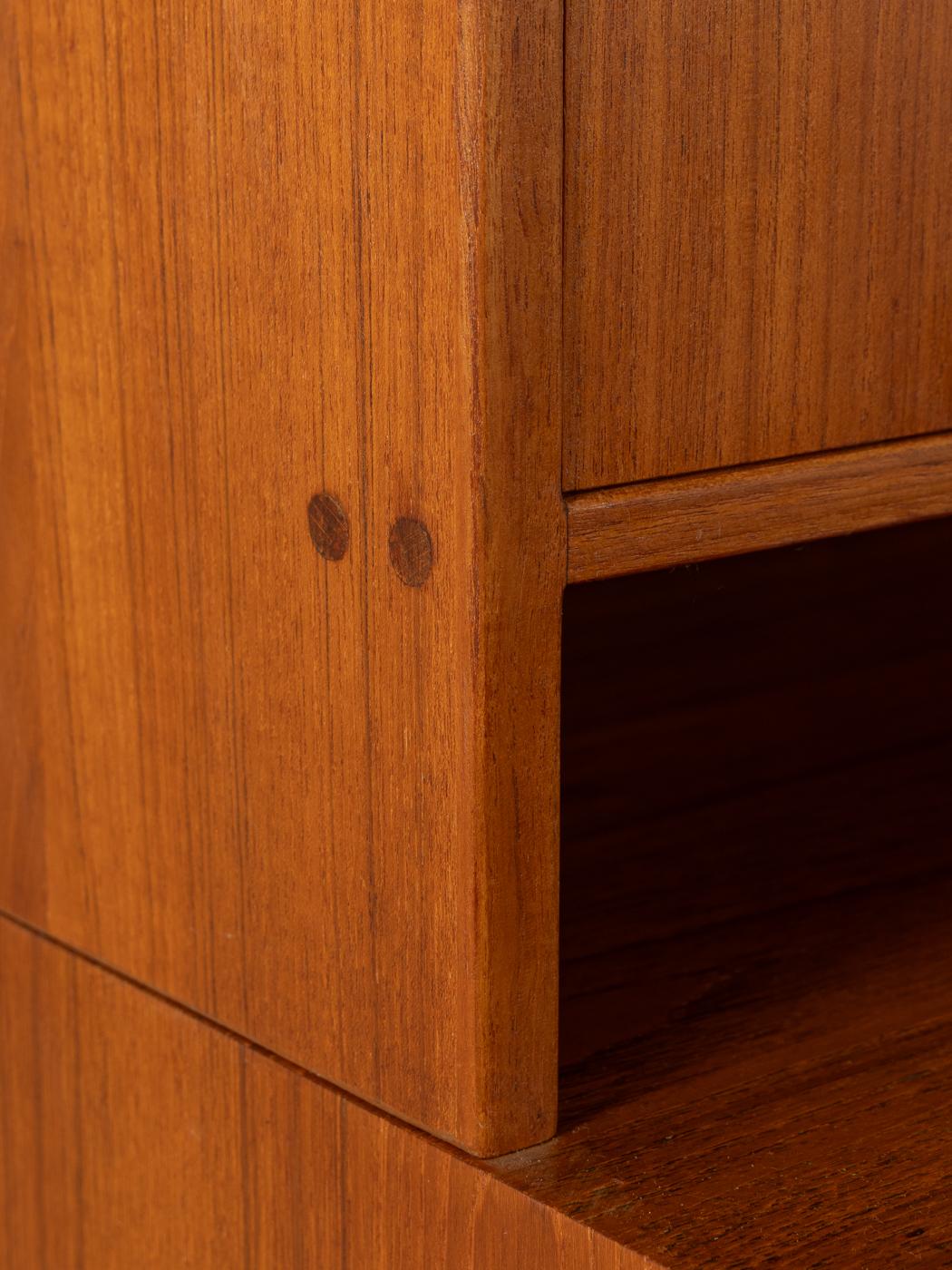 RY 16 Comò, Hans J. Wegner in vendita 3