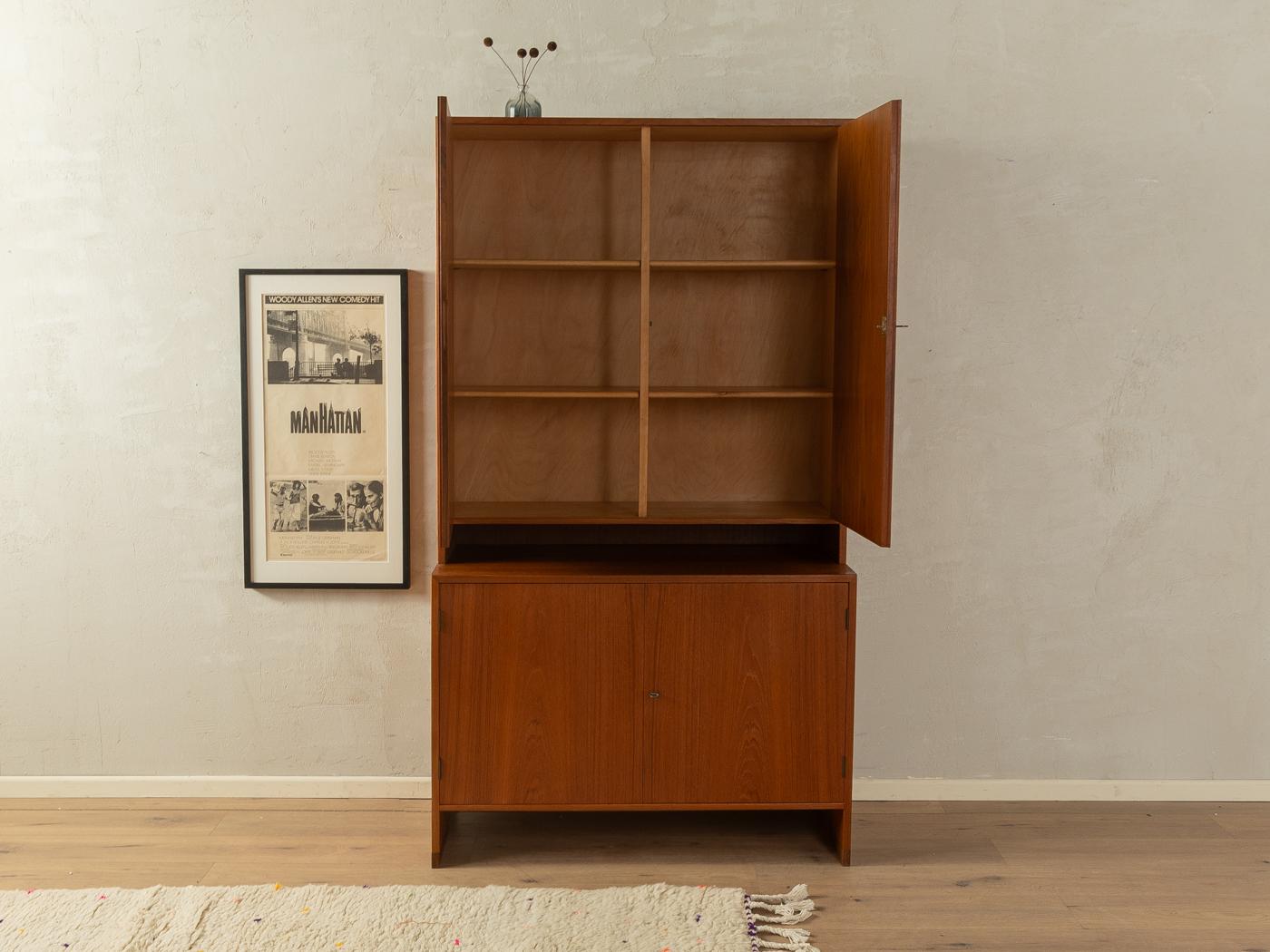 Metà XX secolo RY 16 Comò, Hans J. Wegner in vendita