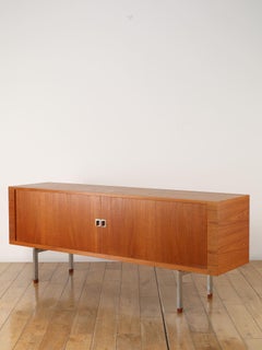 RY 25 sideboard in teak by Hans J. Wegner 1960's