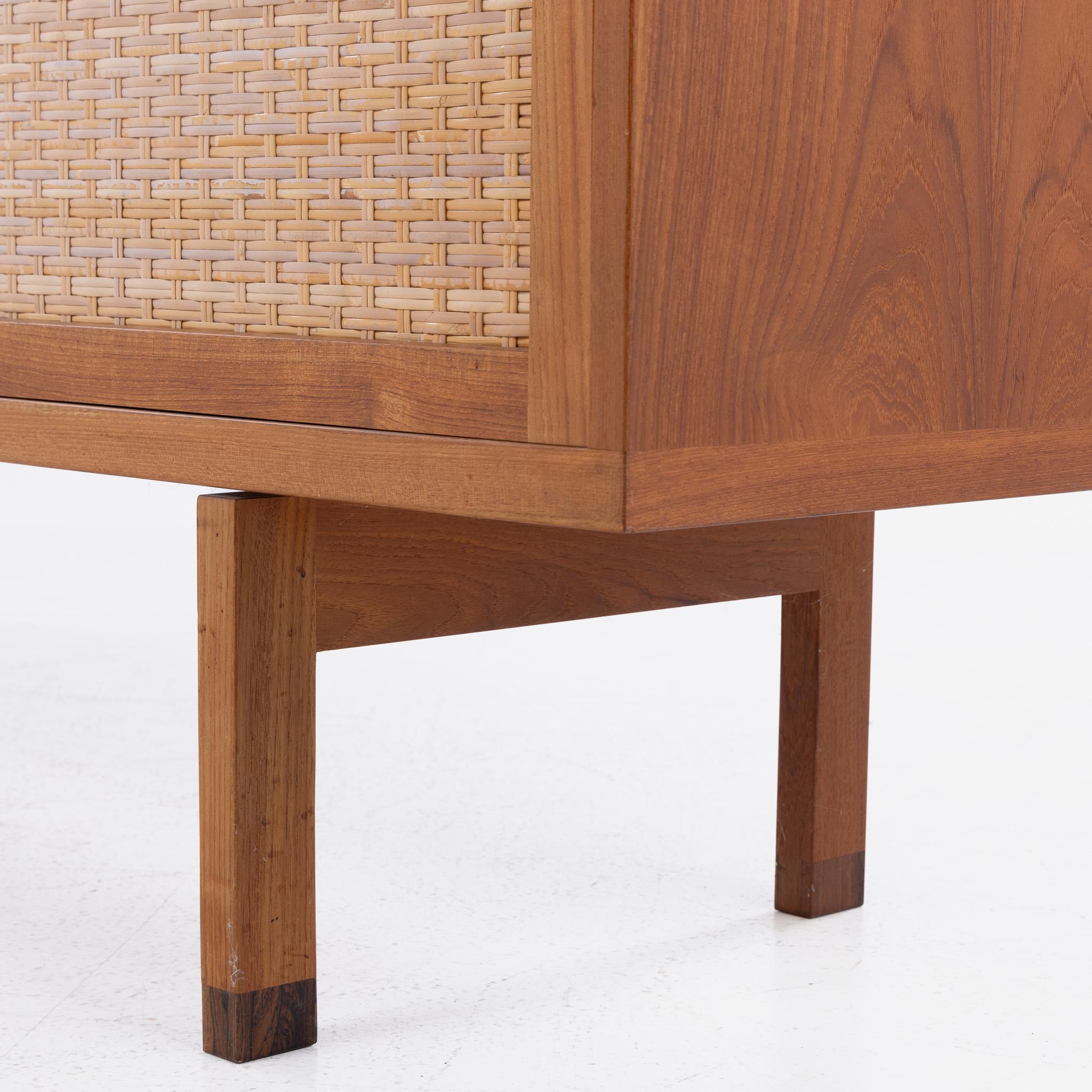 20th Century RY 26 - Cabinet in teak by Hans J. Wegner