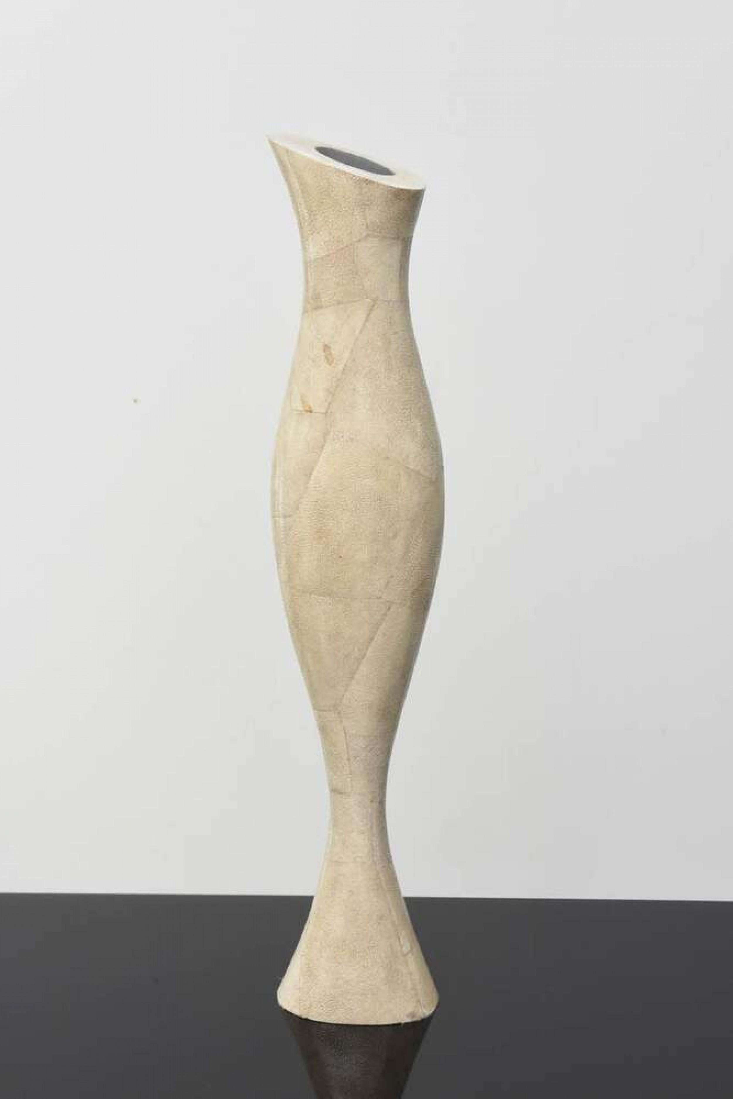 R&Y Augousti, Große kontinentale moderne Chagrin-Vase, Mitte des Jahrhunderts im Angebot 2