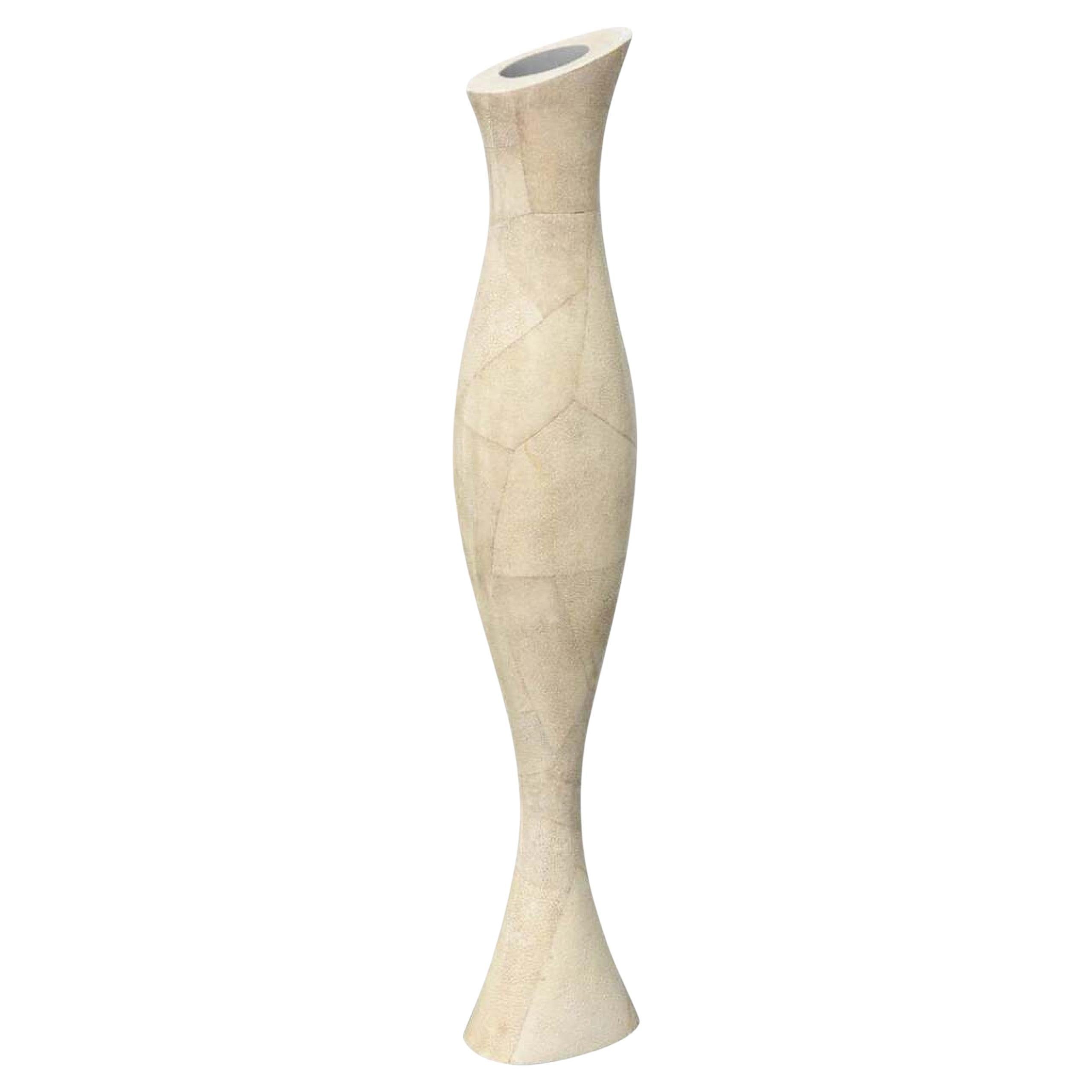 R&Y Augousti, Große kontinentale moderne Chagrin-Vase, Mitte des Jahrhunderts