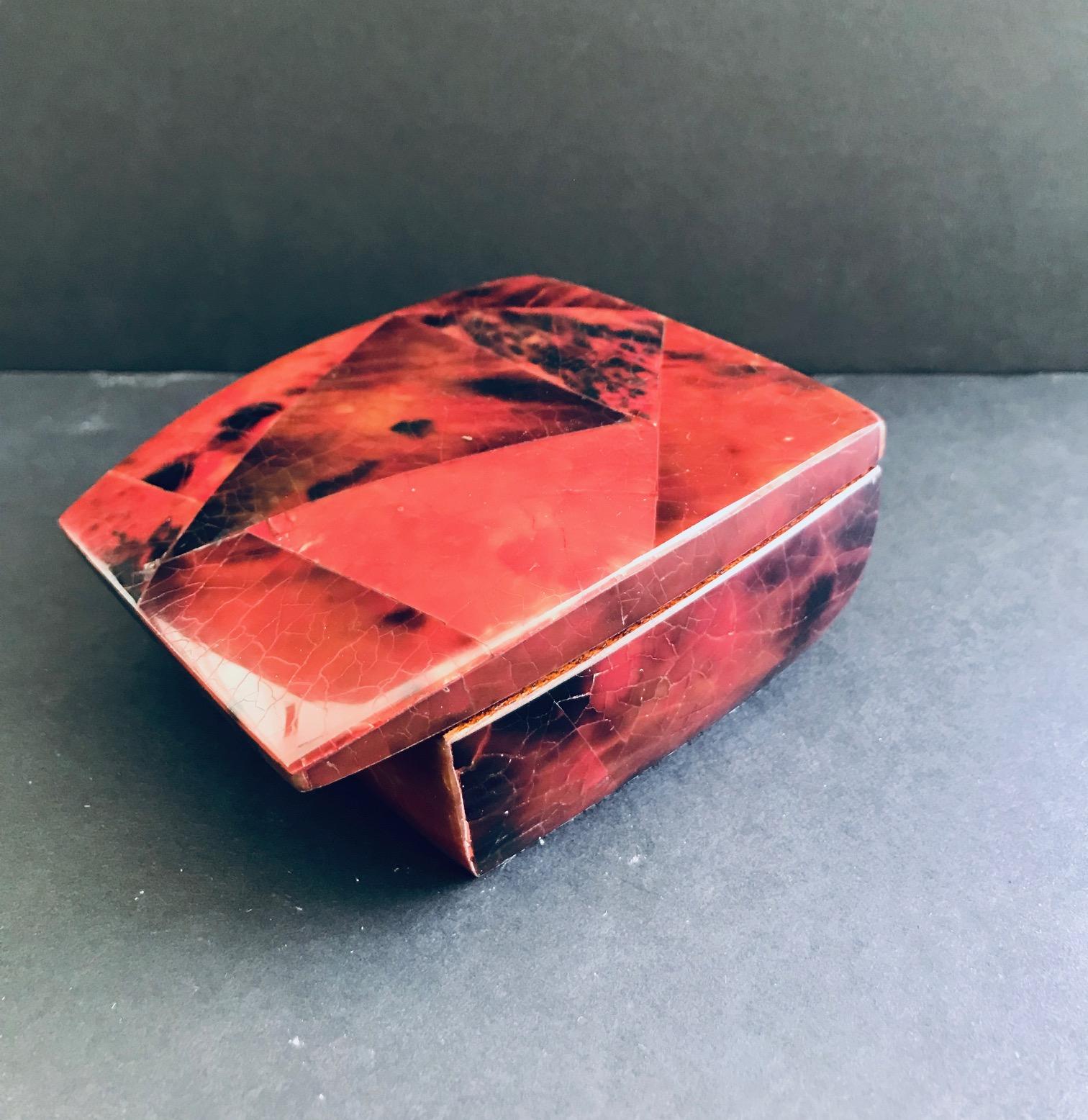 R&Y Augousti Mosaic Trinket Box in Exotic Red Pen-Shell 6