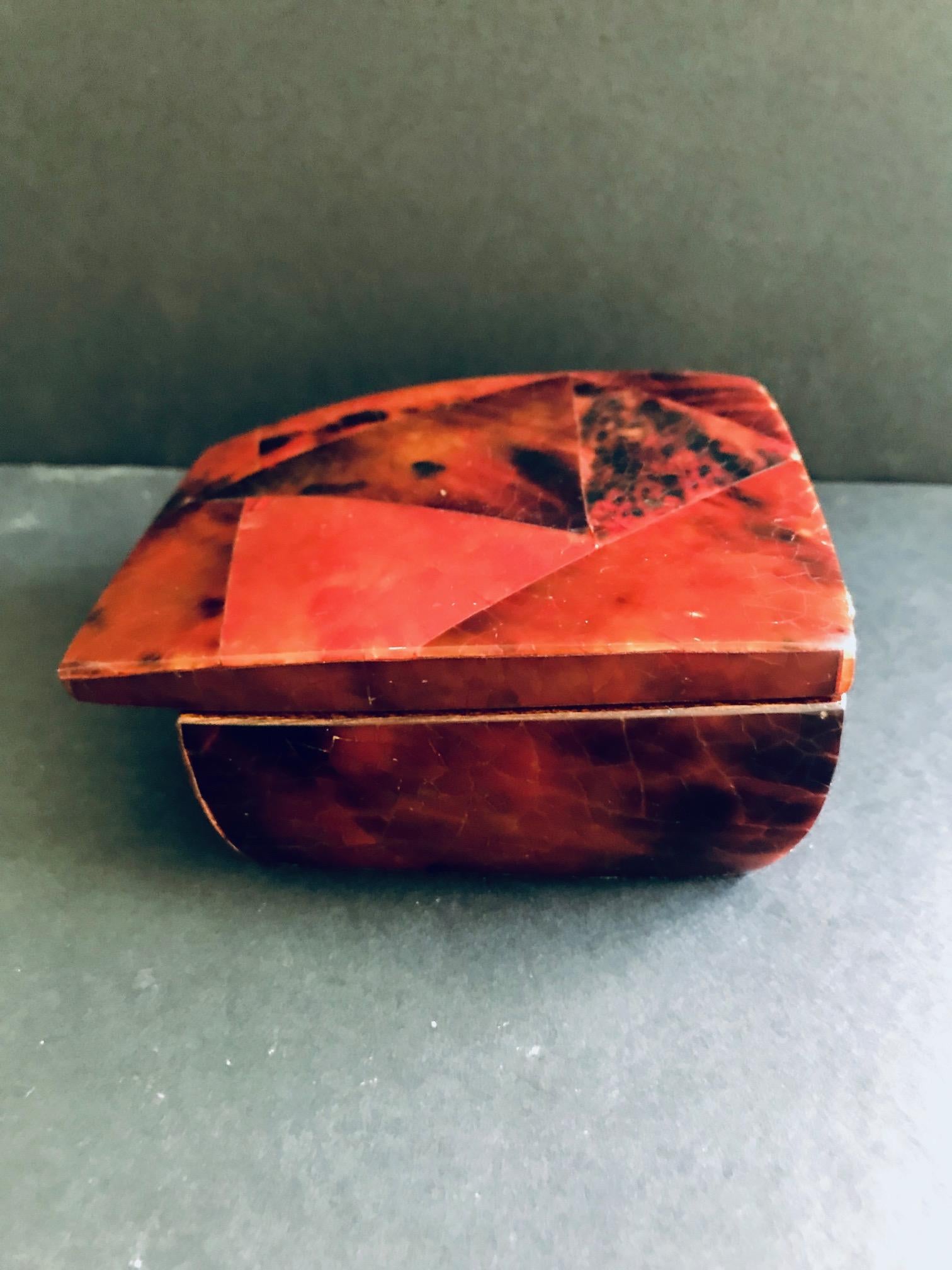 R&Y Augousti Mosaic Trinket Box in Exotic Red Pen-Shell 7