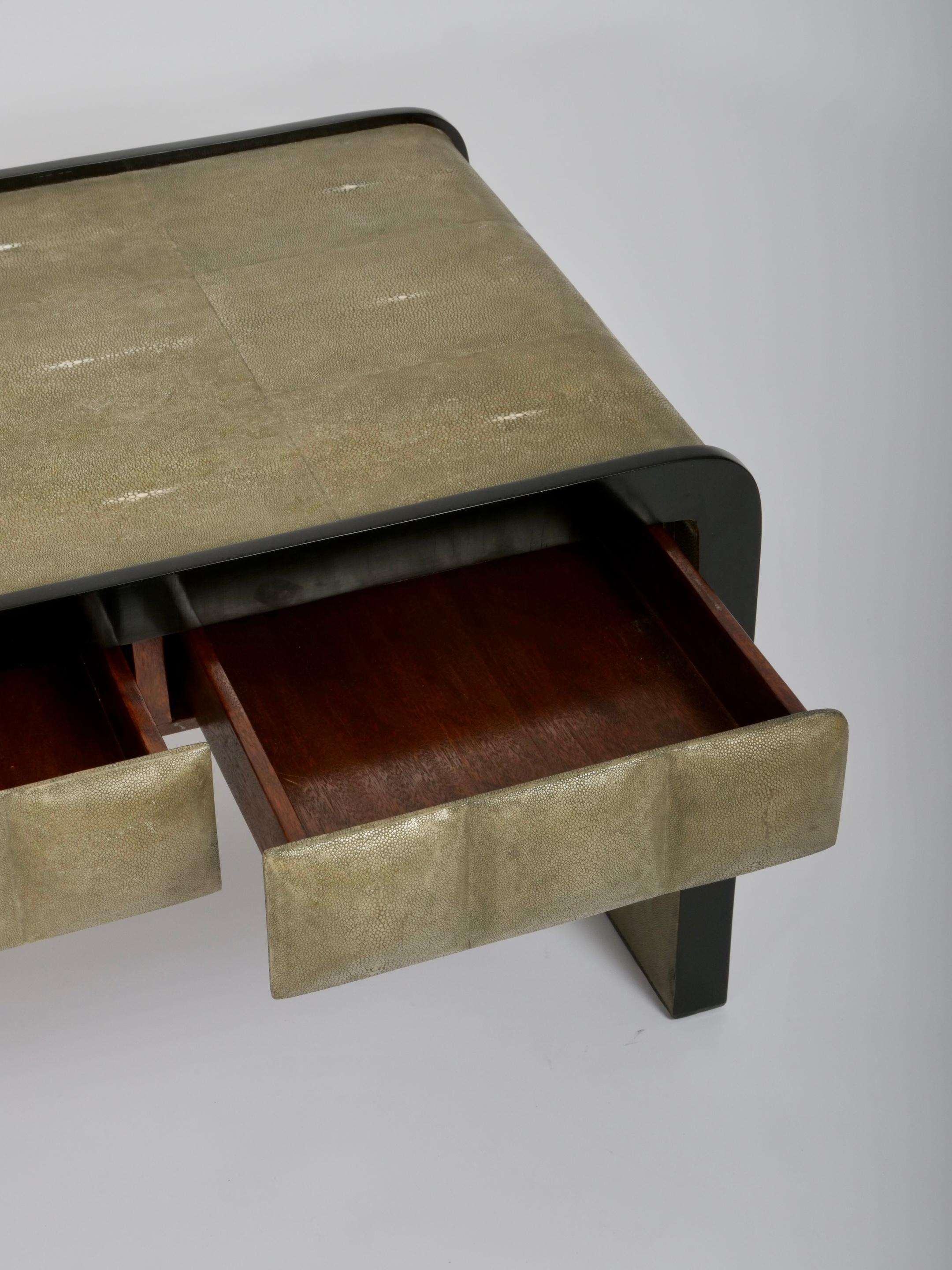 Legno R&Y Augousti coppia di armadietti o comodini in Greene & Greene in vendita