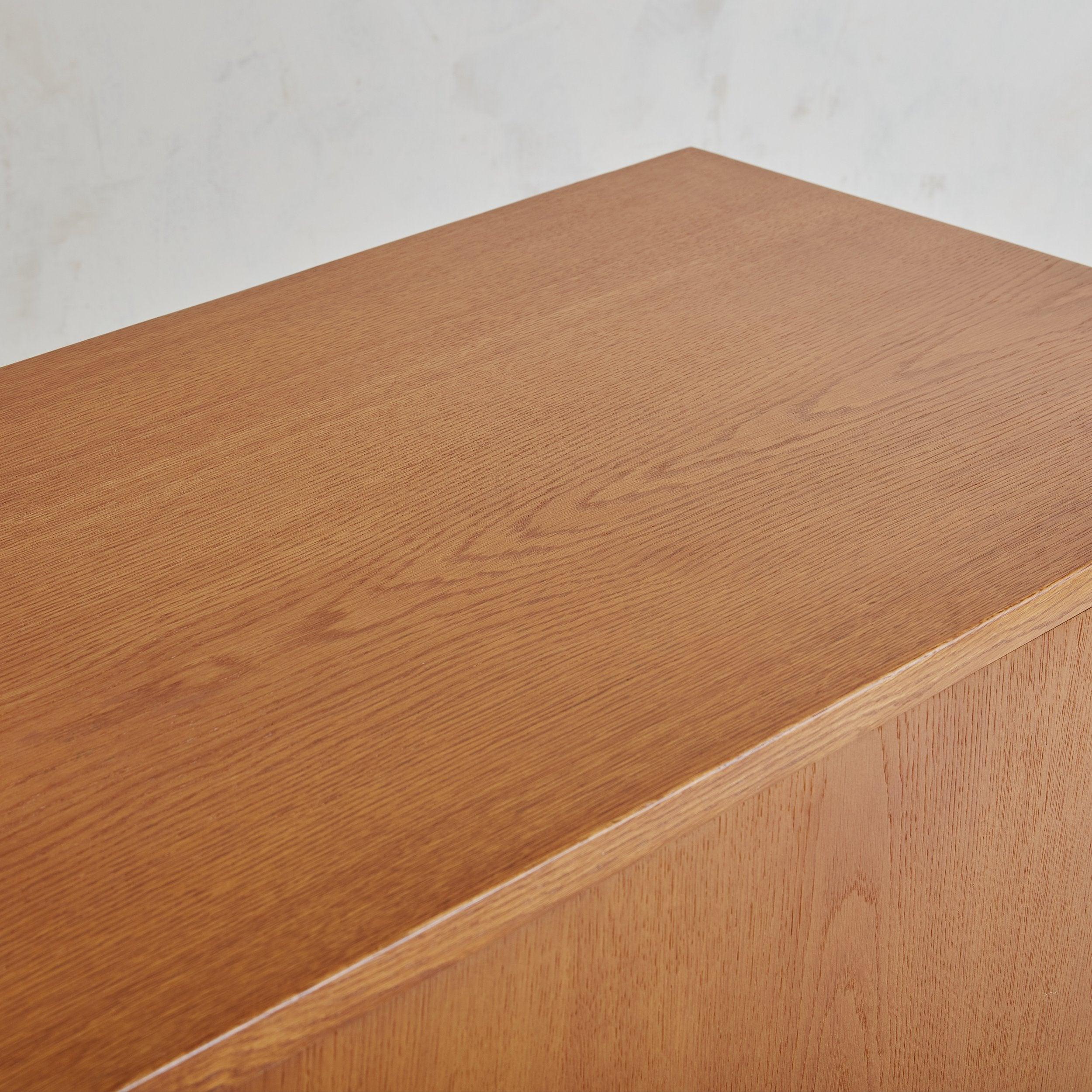 RY26' Ash Wood Sideboard by Hans J. Wegner for Ry Møbler, Denmark 1950s For Sale 4