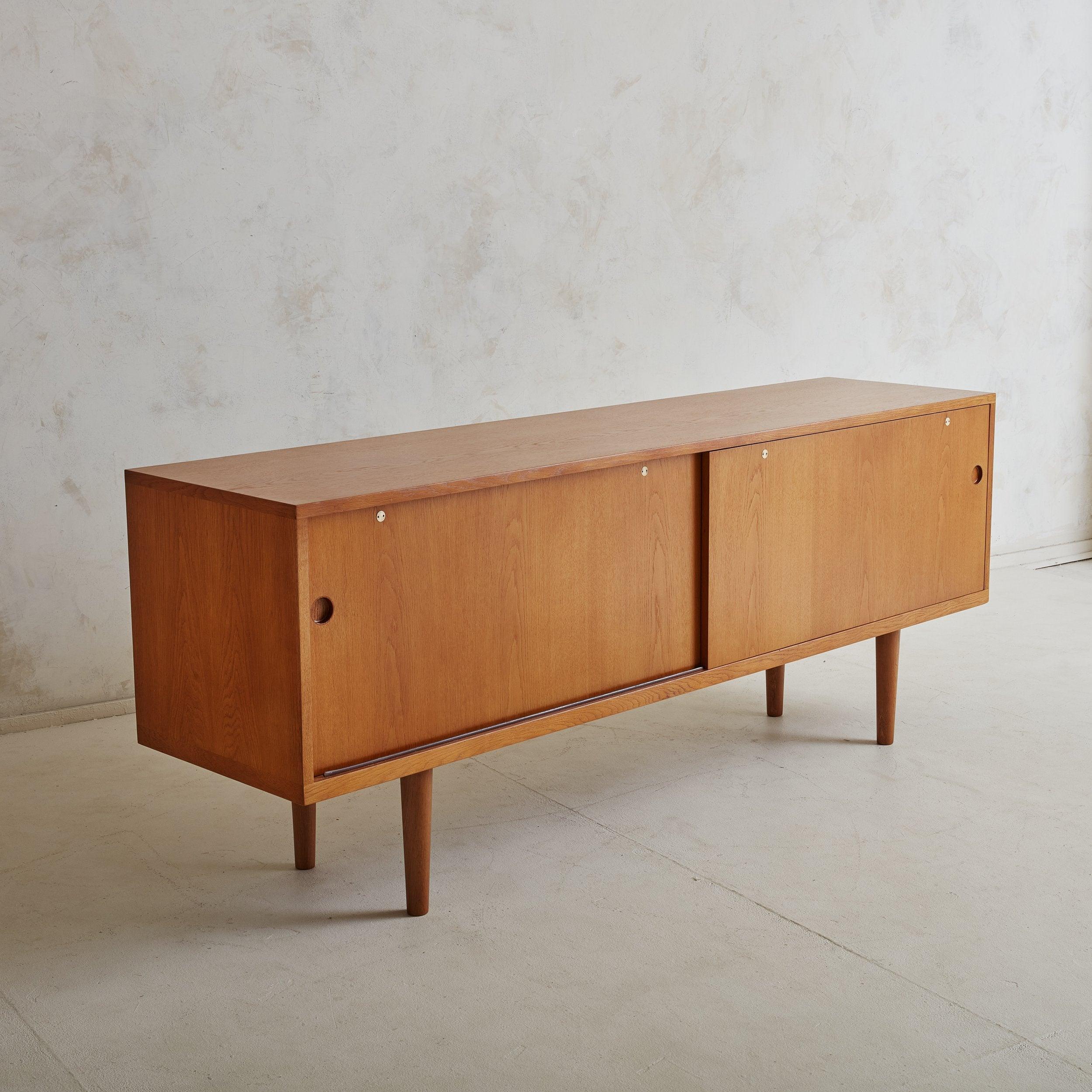 Scandinavian Modern RY26' Ash Wood Sideboard by Hans J. Wegner for Ry Møbler, Denmark 1950s For Sale