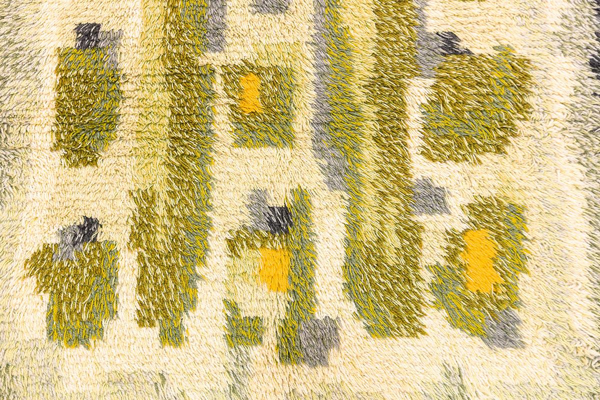 Rya Rug Abstract Design Mollaianrugs Collection In Good Condition For Sale In Ferrara, IT