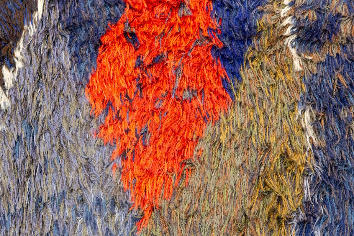 Rya Rug Abstract Design Mollaianrugs Collection In Good Condition For Sale In Ferrara, IT