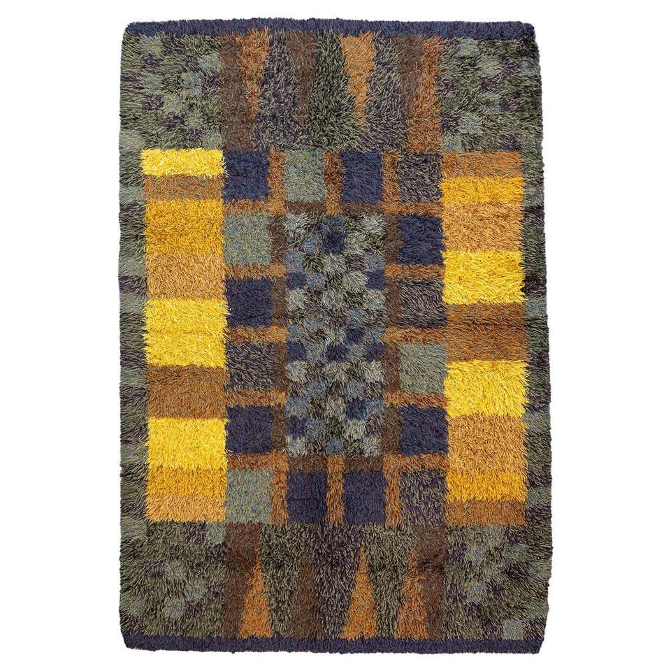 Rya Rug Hypnotic Sense Design For Sale at 1stDibs