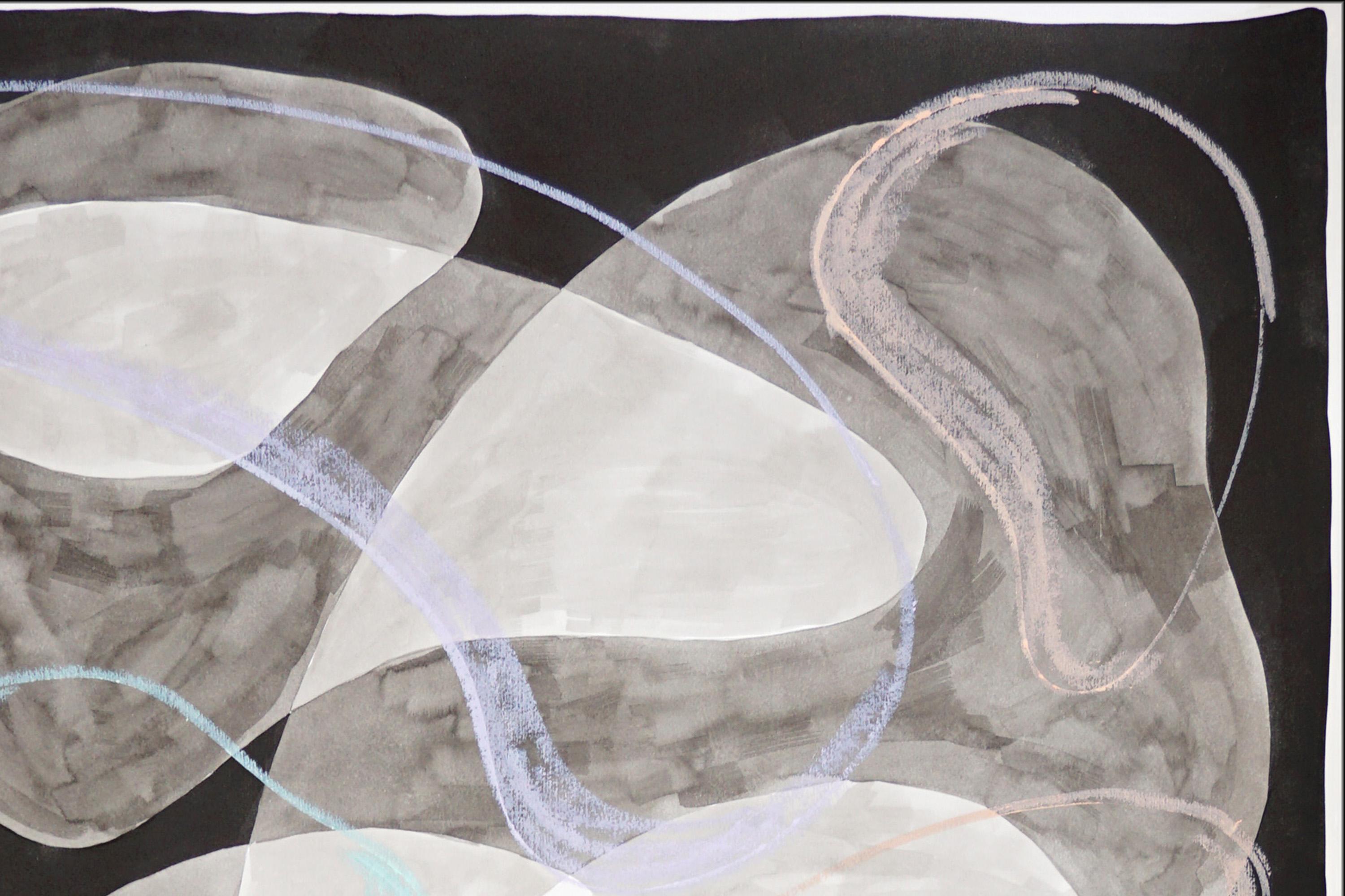 Formes abstraites flottantes se chevauchant, peinture en noir et blanc, gestes au pastel - Postmoderne Painting par Ryan Rivadeneyra