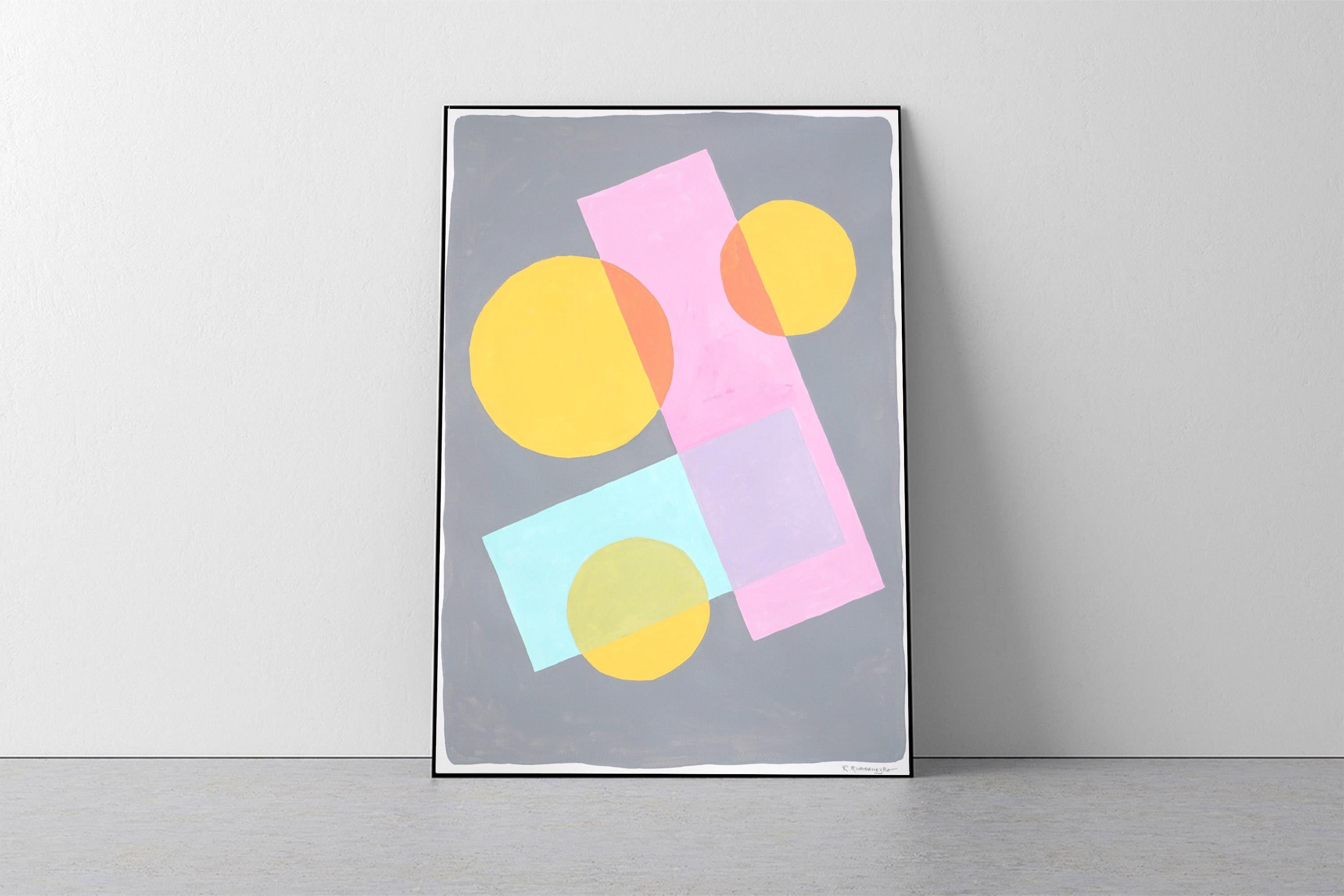 Formes constructivistes au pastel, peinture géométrique aux tons doux, bleu, rose, jaune - Painting de Ryan Rivadeneyra